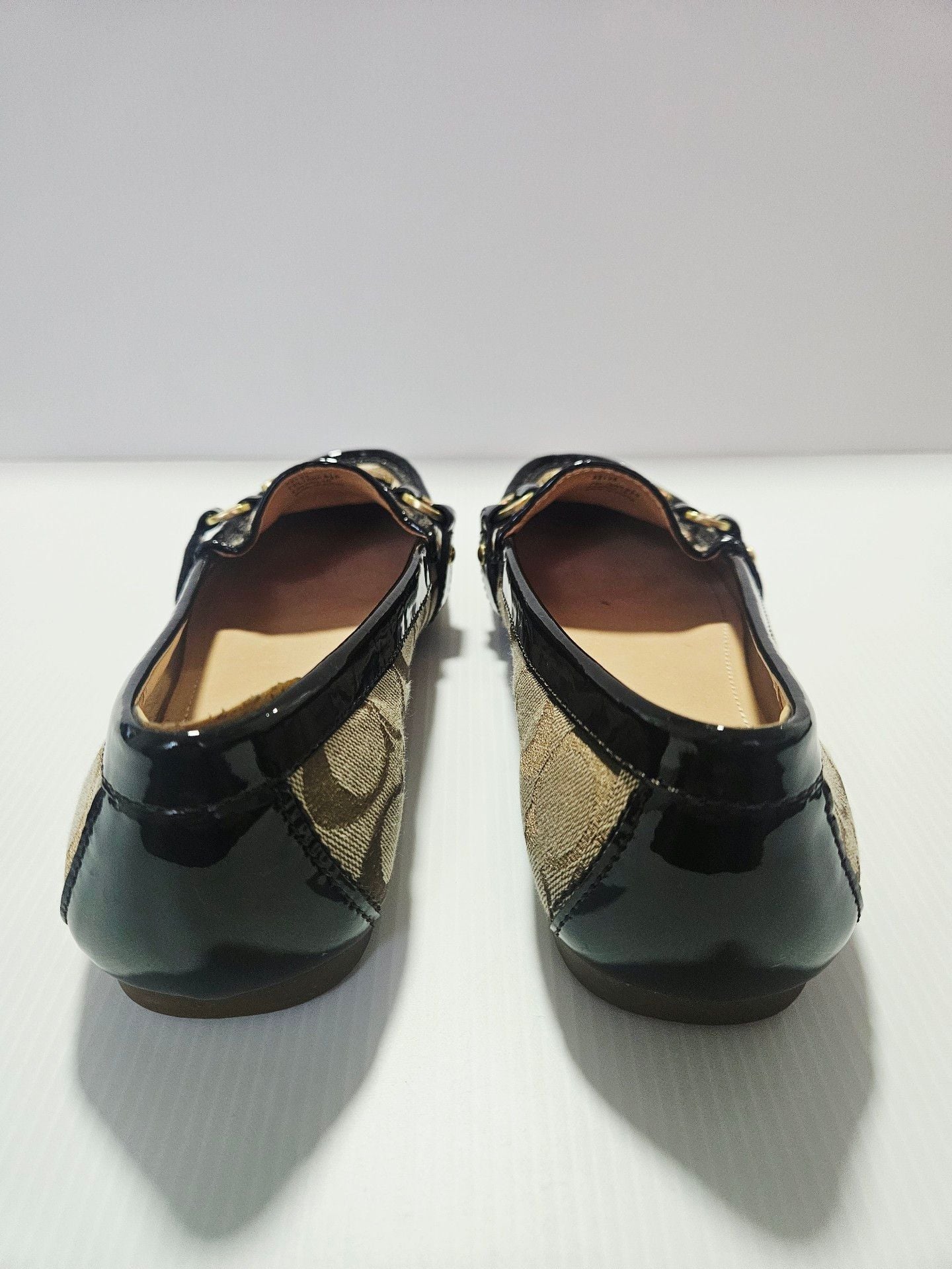 Coach Felisha Signature Loafer Flats Sz 8.5B Brown Jacquard Patent Leather A2134 8