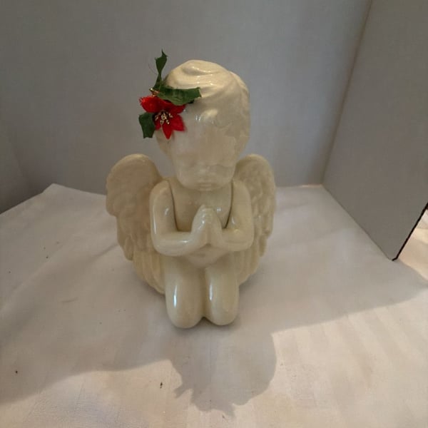 Vintage Ceramic Praying Angel Figurine With Poinsettia