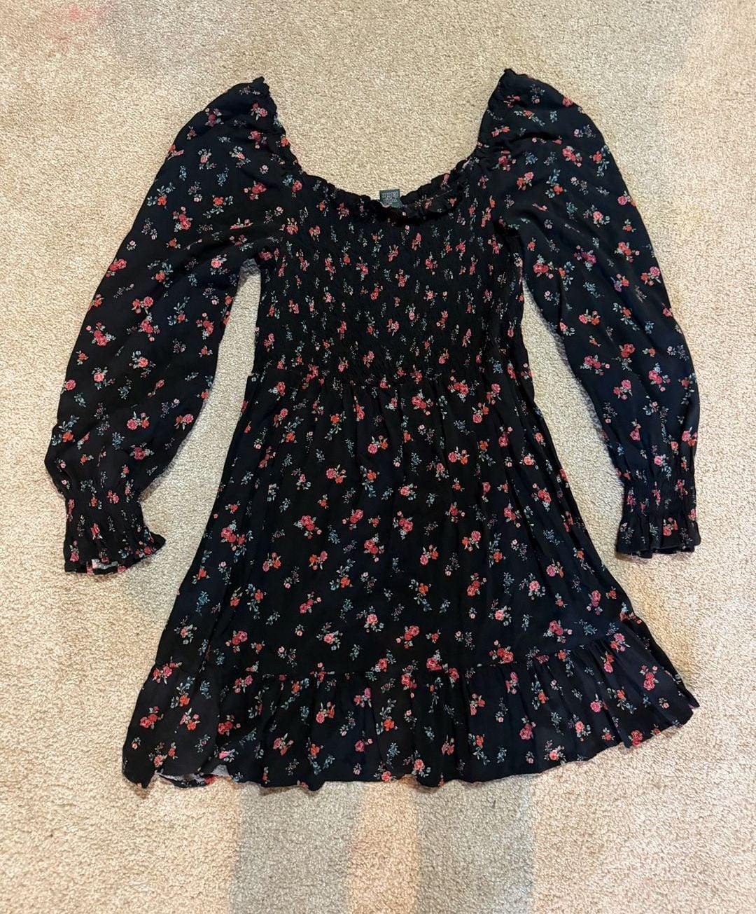 Wild Fable Floral Smocked Dress Size M Black Long Sleeve Ruffle 4