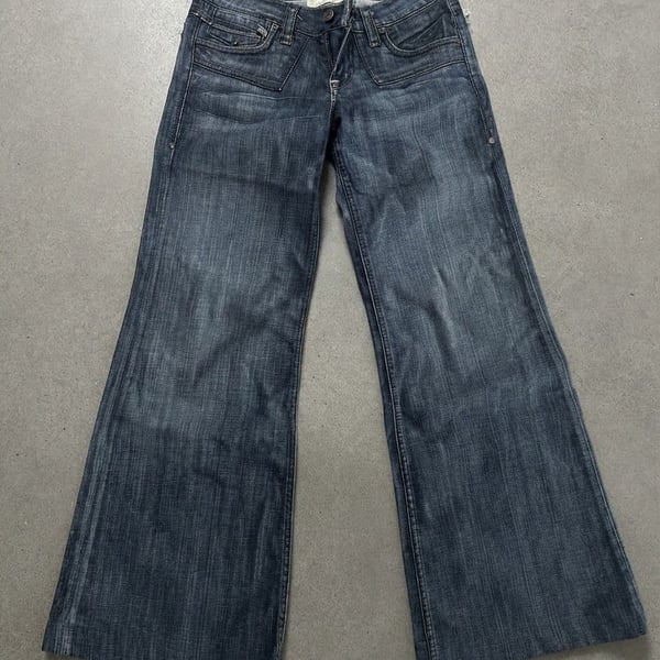 Taverniti So Kylie Jeans Size 27 Flare Blue Denim