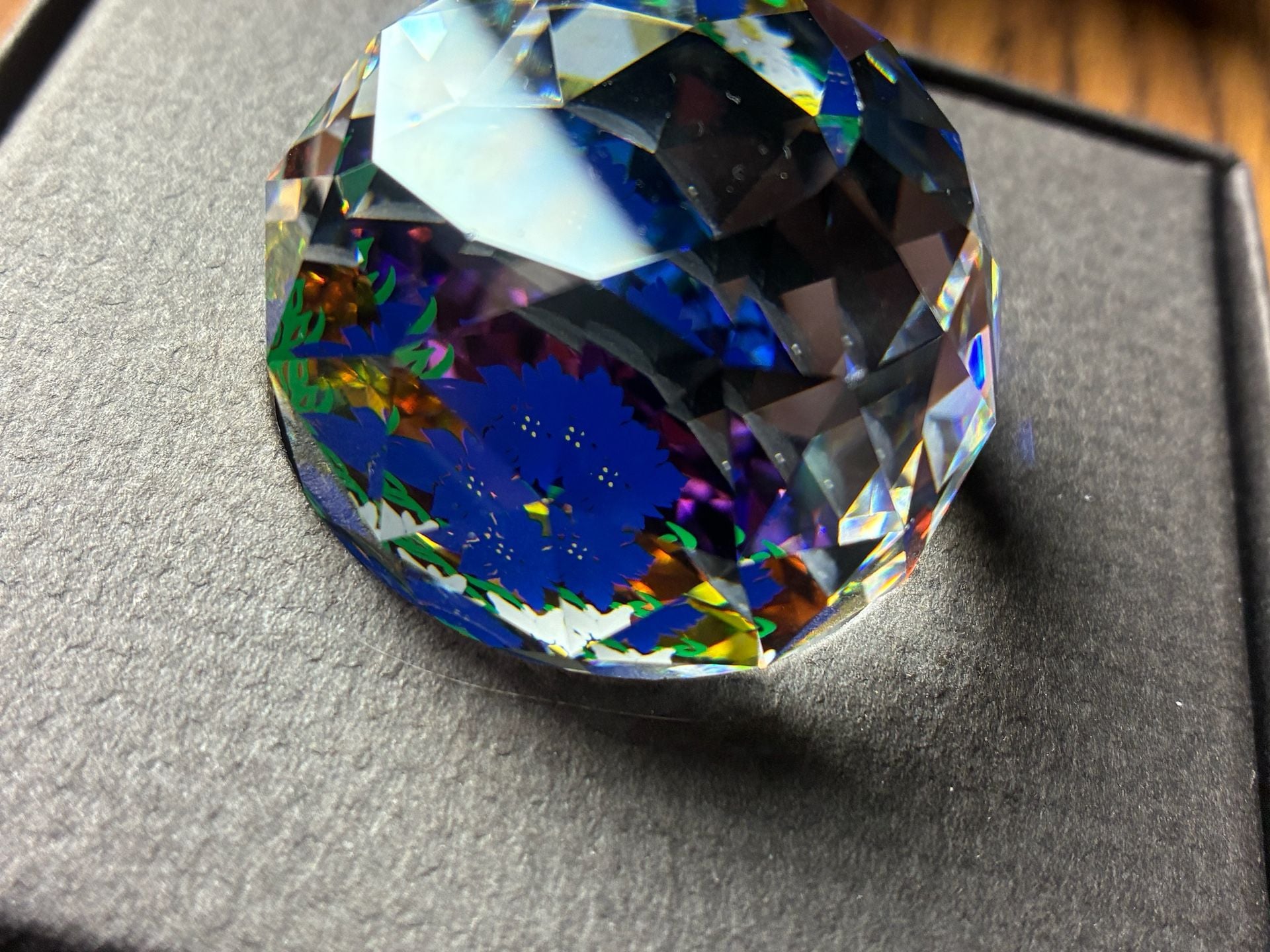 Swarovski Crystal Edelweiss Flower Paperweight 9