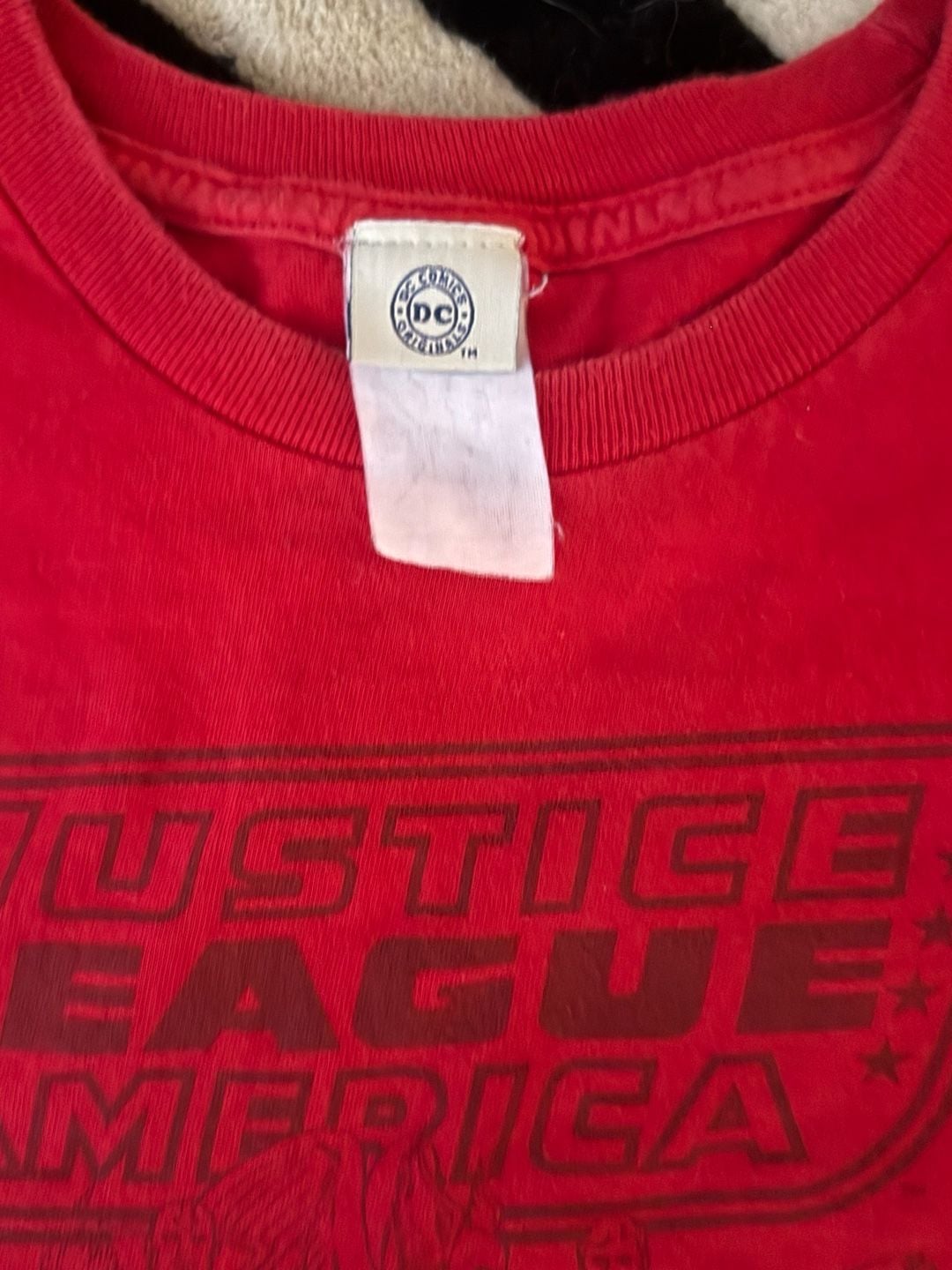 DC Comics Justice League of America Graphic T-Shirt Red 2