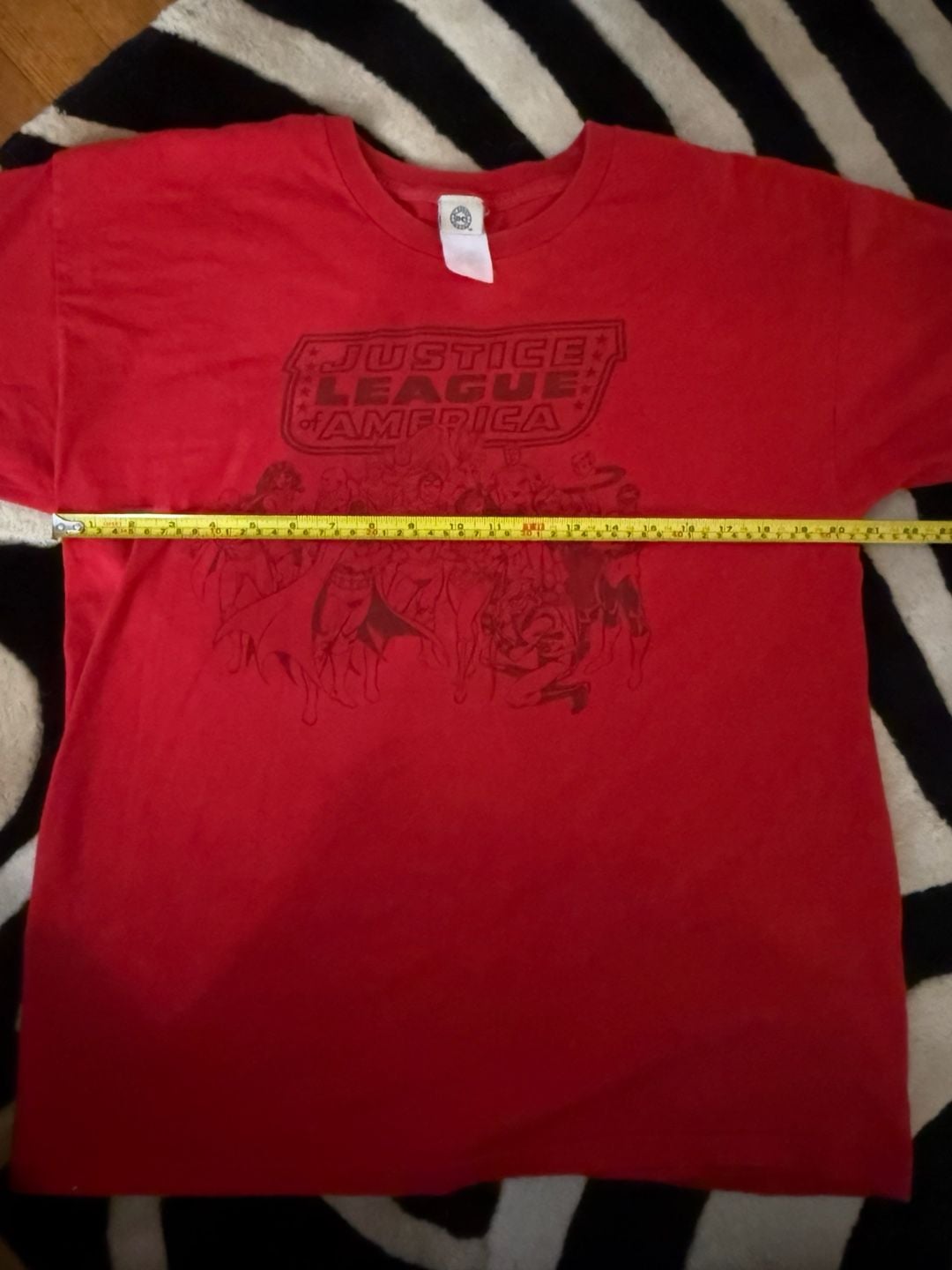 DC Comics Justice League of America Graphic T-Shirt Red 3