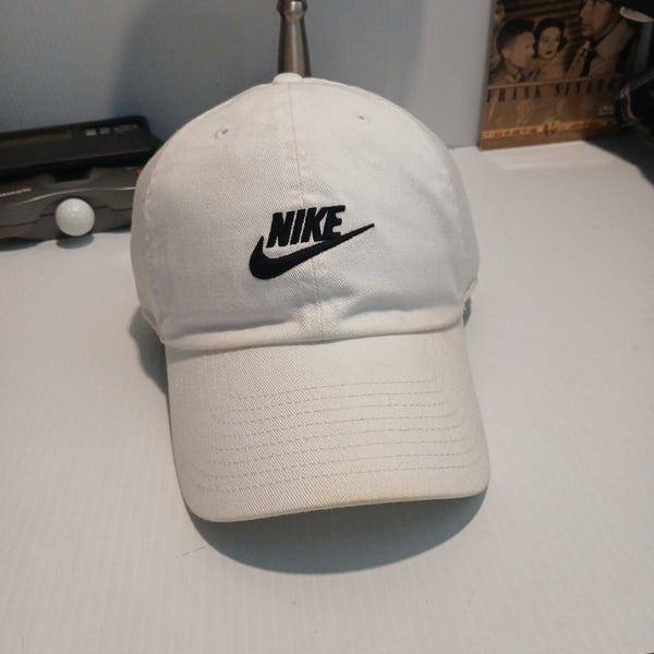 Nike Heritage 86 Adjustable Hat One Size White Baseball Cap