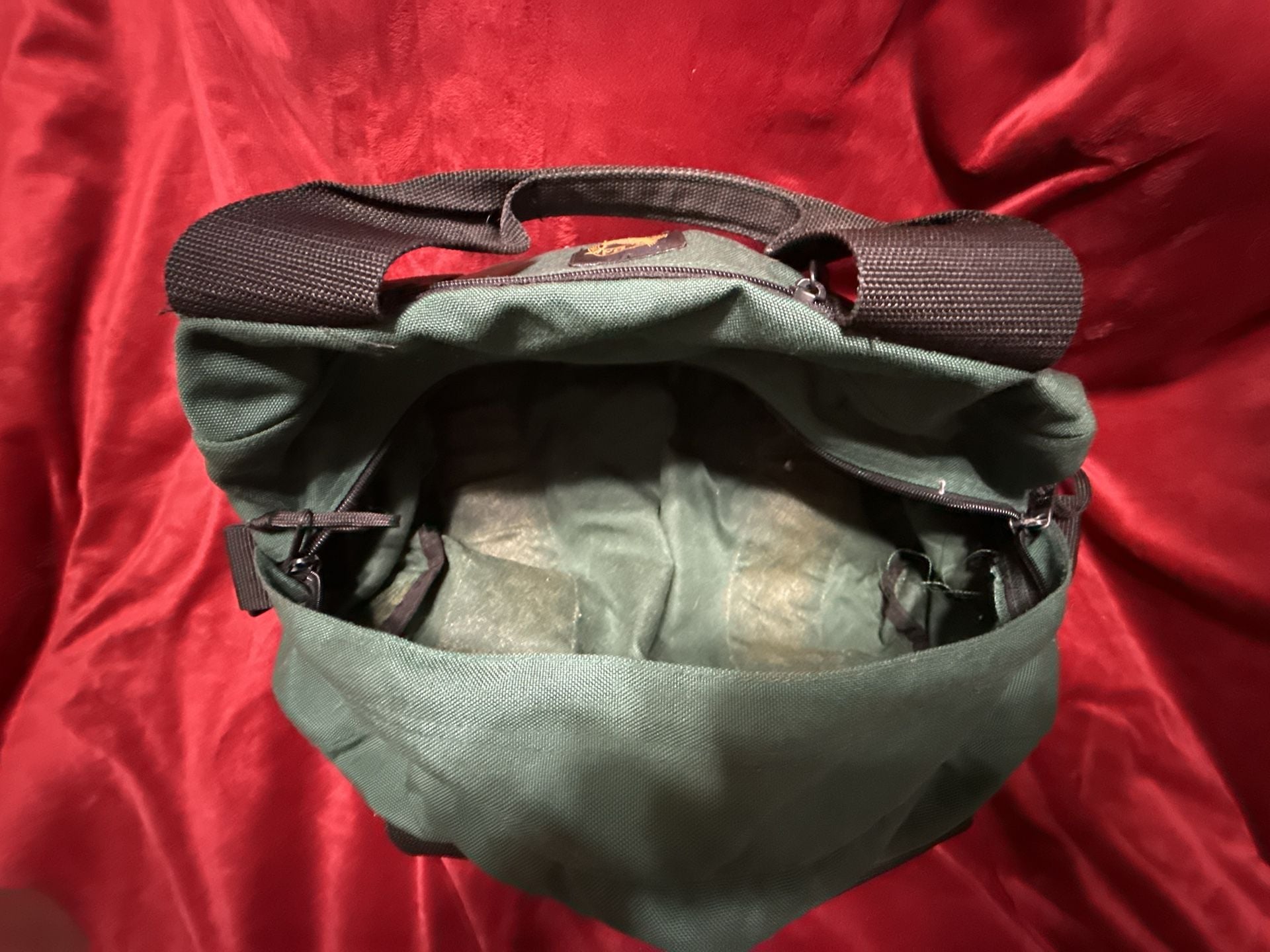 Eddie Bauer Vintage Duffle Bag Green Canvas Gym Travel 4
