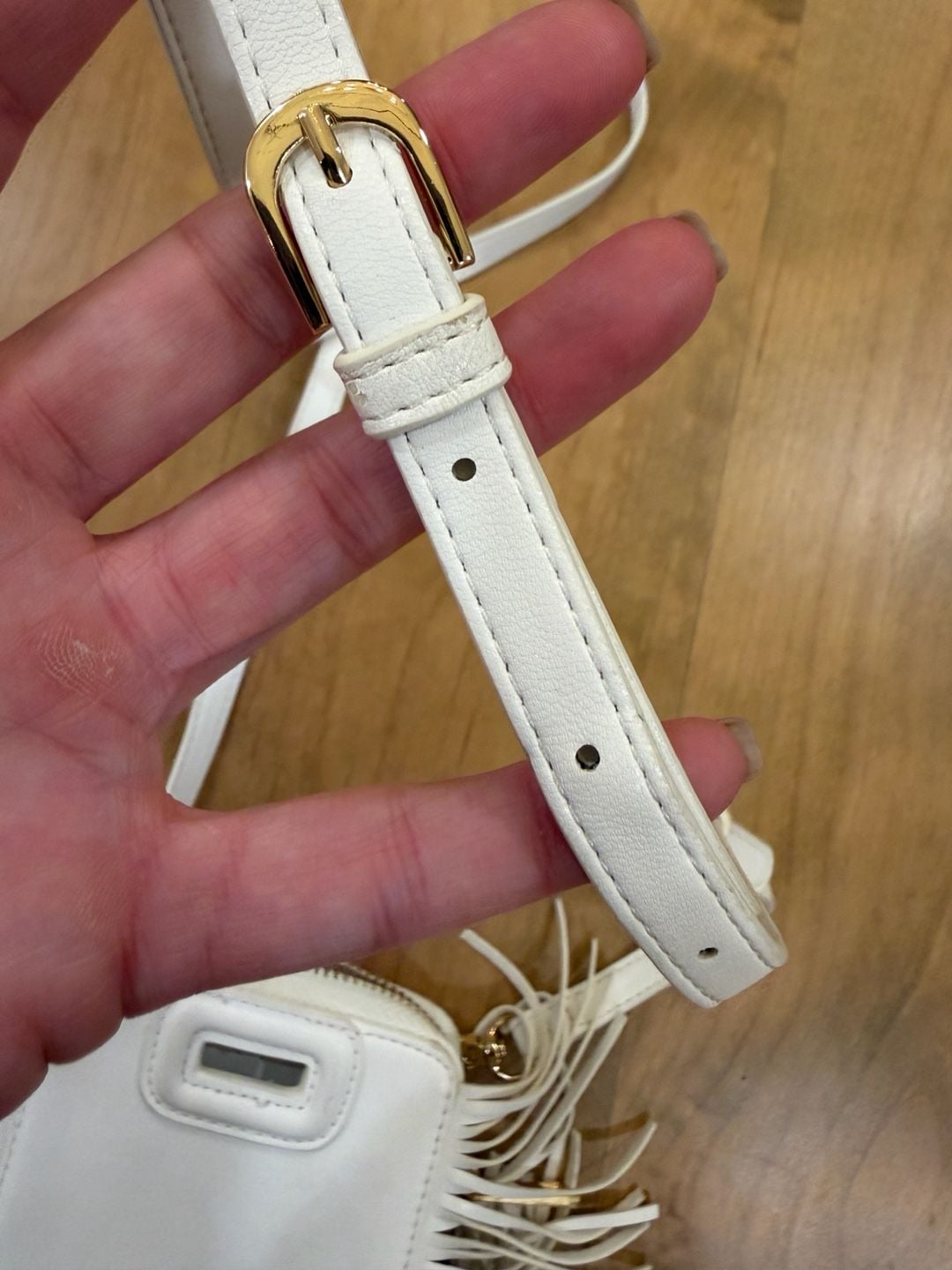 Ah-doma White Fringed Leather Crossbody Phone Bag 7