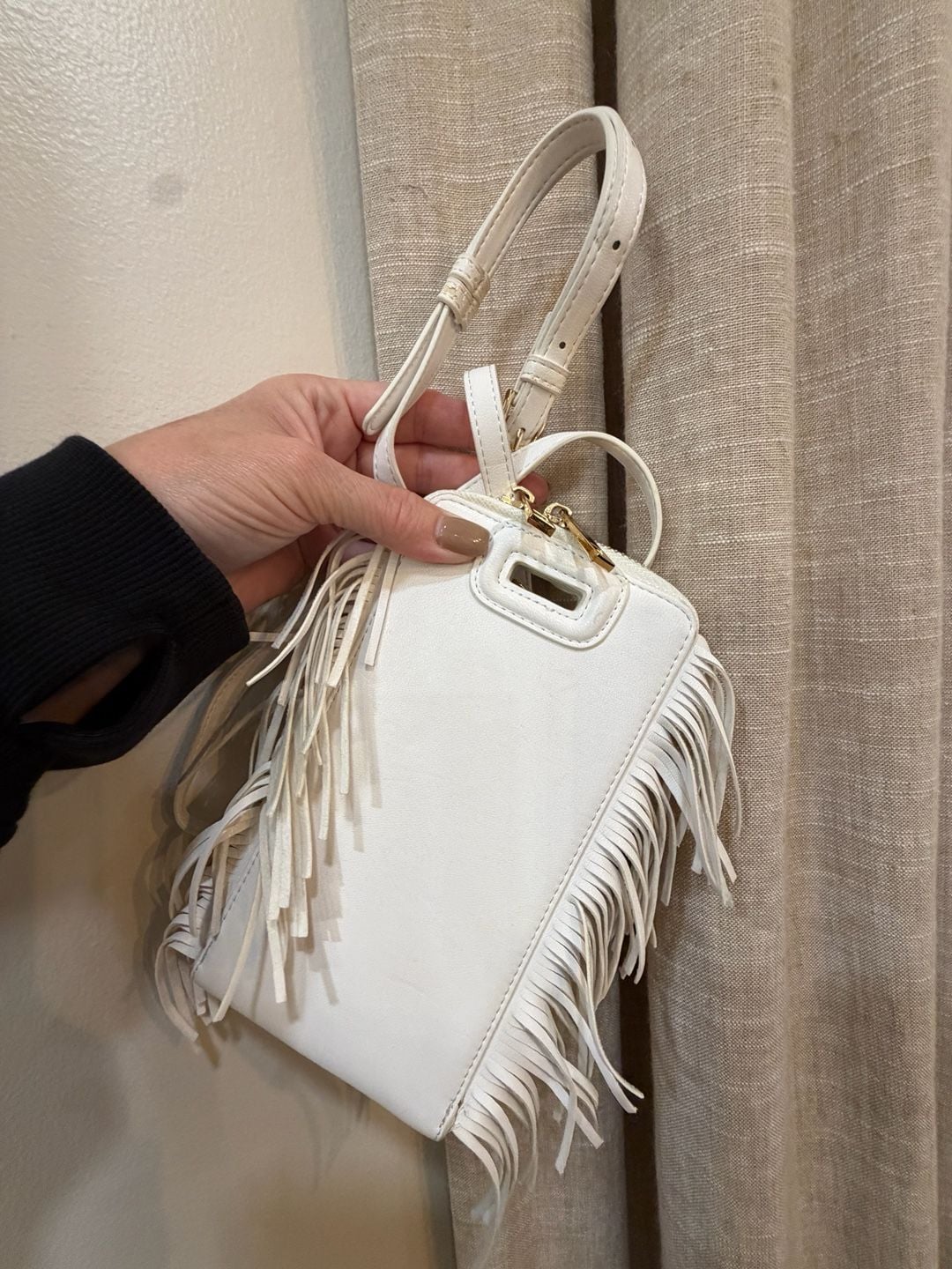 Ah-doma White Fringed Leather Crossbody Phone Bag 11