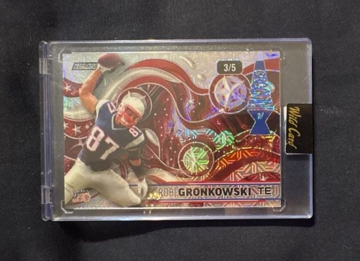 Wild Card Rob Gronkowski Alumination Groovin 3/5 Card 1