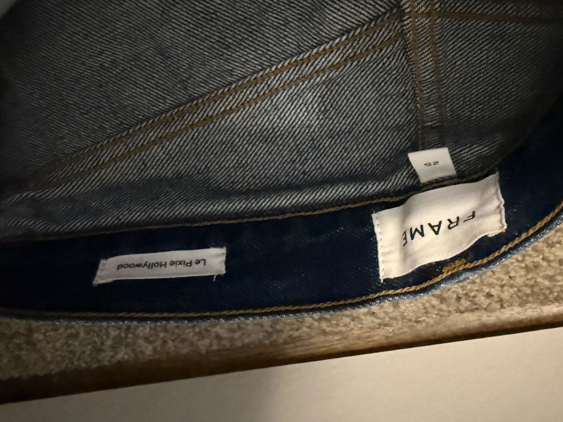 Frame Le Pixie Hollywood Straight Leg Jeans Size 25 11