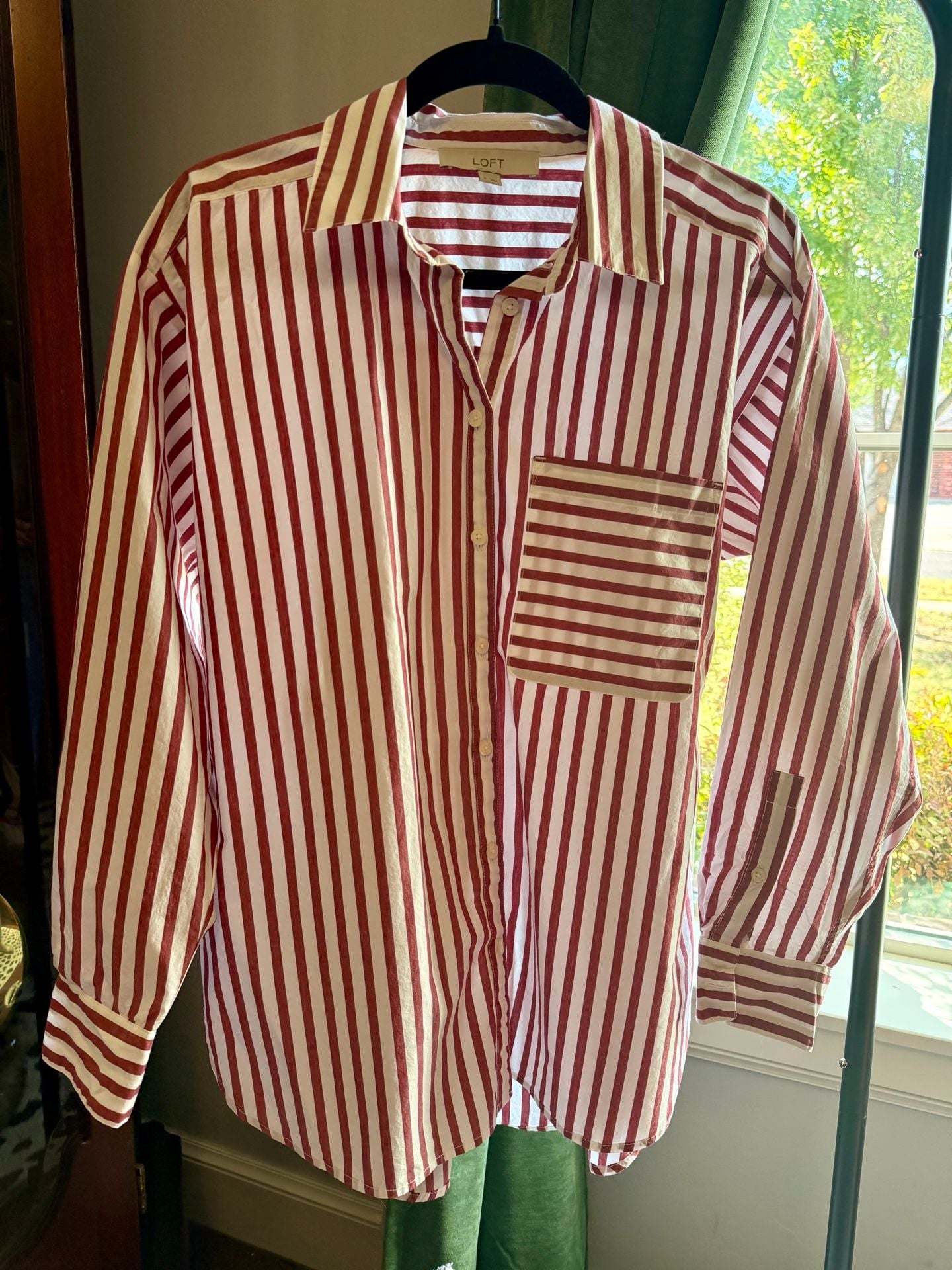 LOFT Striped Button Down Shirt Size S Red White Pocket Long Sleeve 2