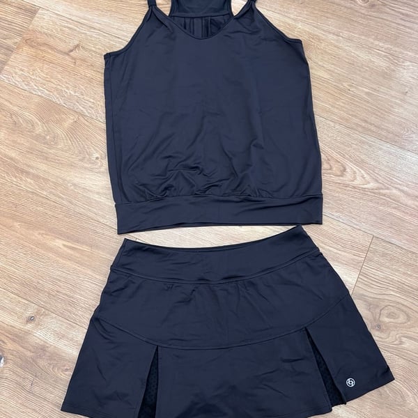 LIJA Tank Top and Skort Size M Black Athletic Outfit Set