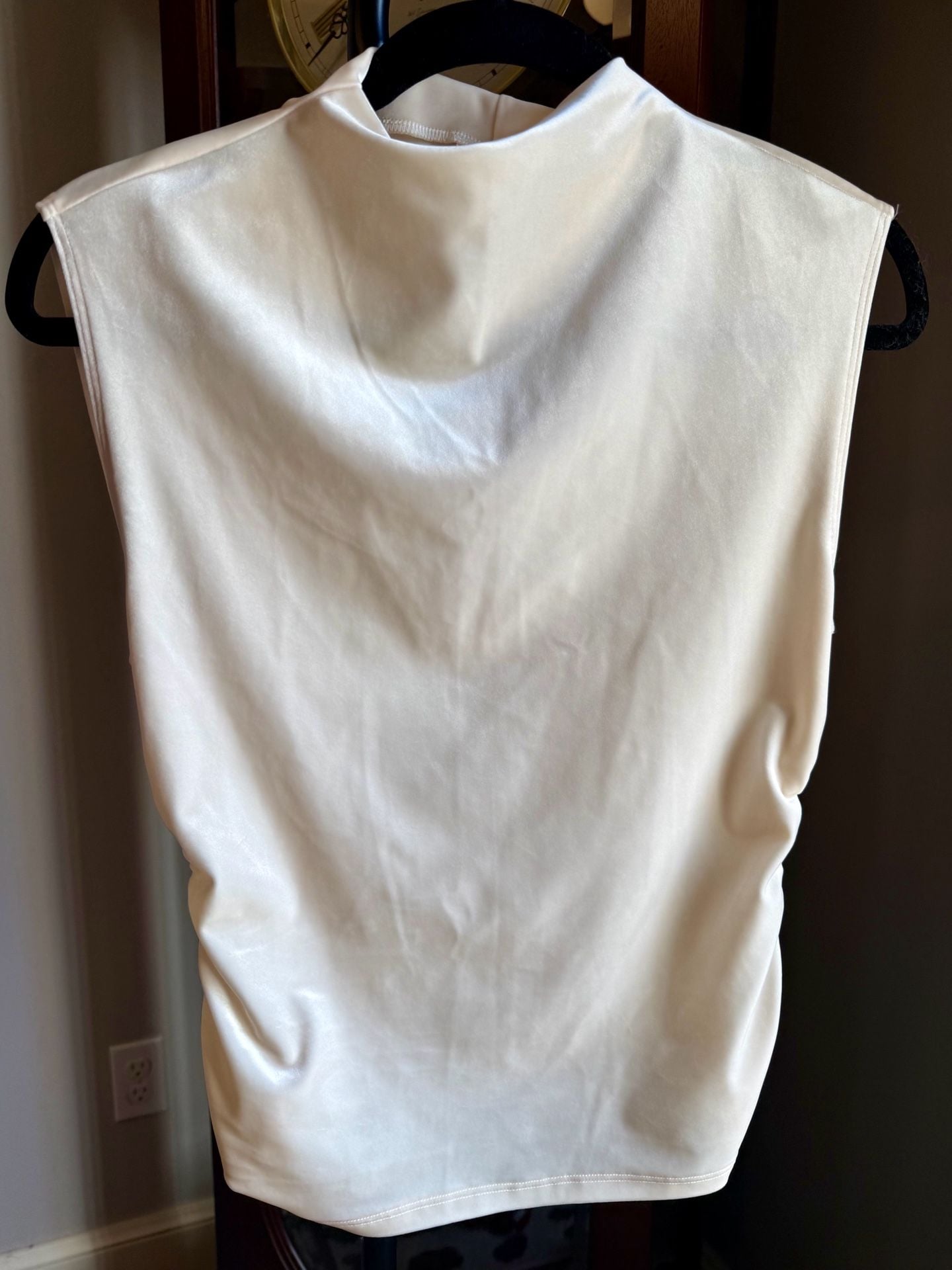 Abercrombie & Fitch Sleeveless Cowl Neck Top Size S White Velvet Ruched 2