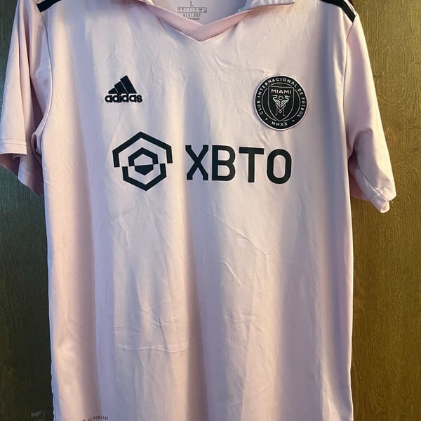 Adidas Inter Miami CF Messi 10 Home Jersey Size L Pink
