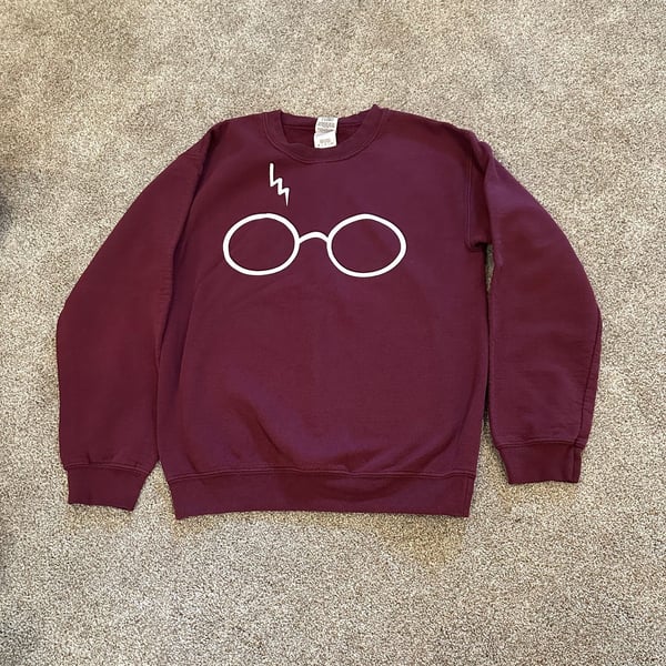 Gildan Harry Potter Glasses & Scar Sweatshirt Size S Maroon