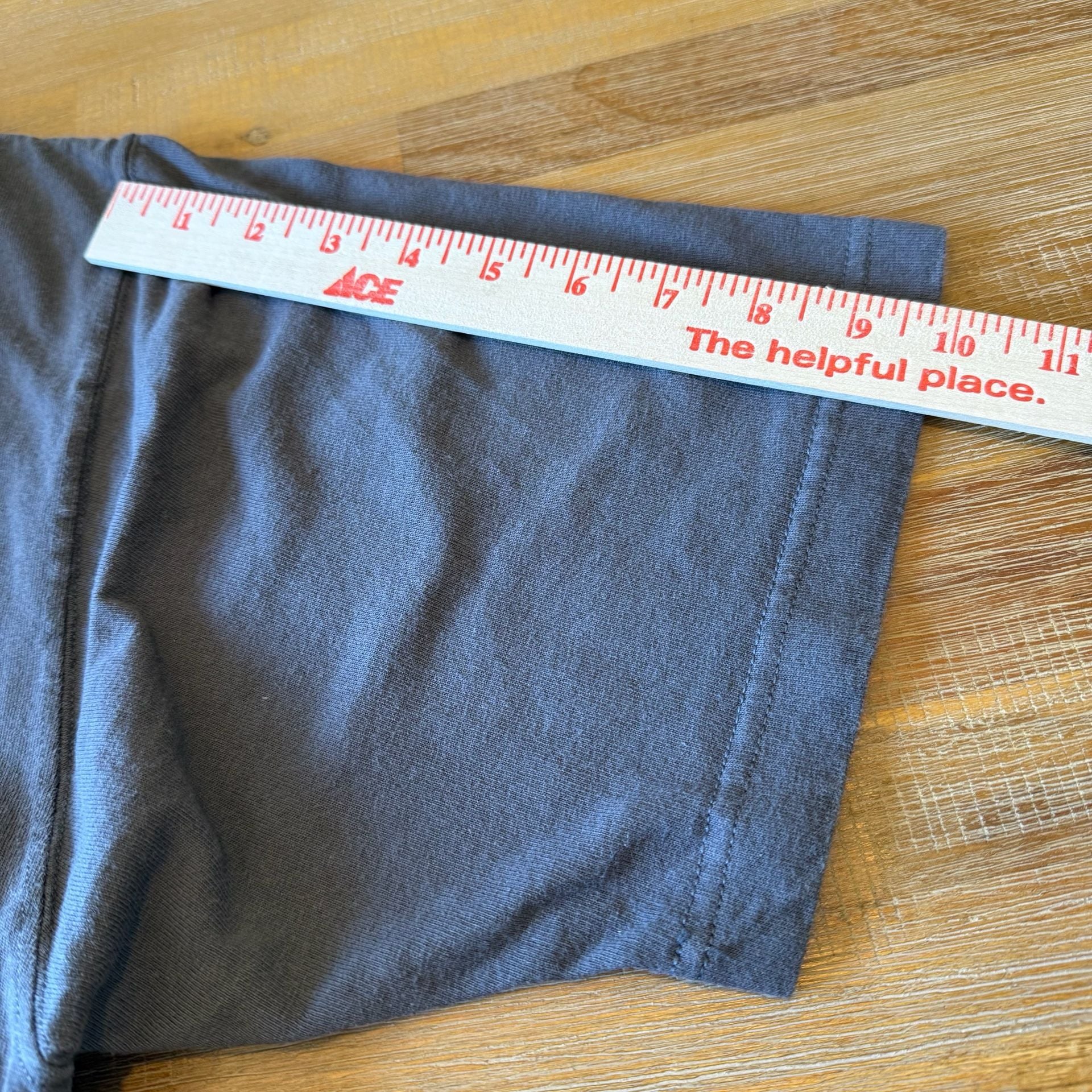 Vintage Carhartt Shirt L Gray Charcoal 2006 Y2K Workwear Pocket Tee Loose Fit 7