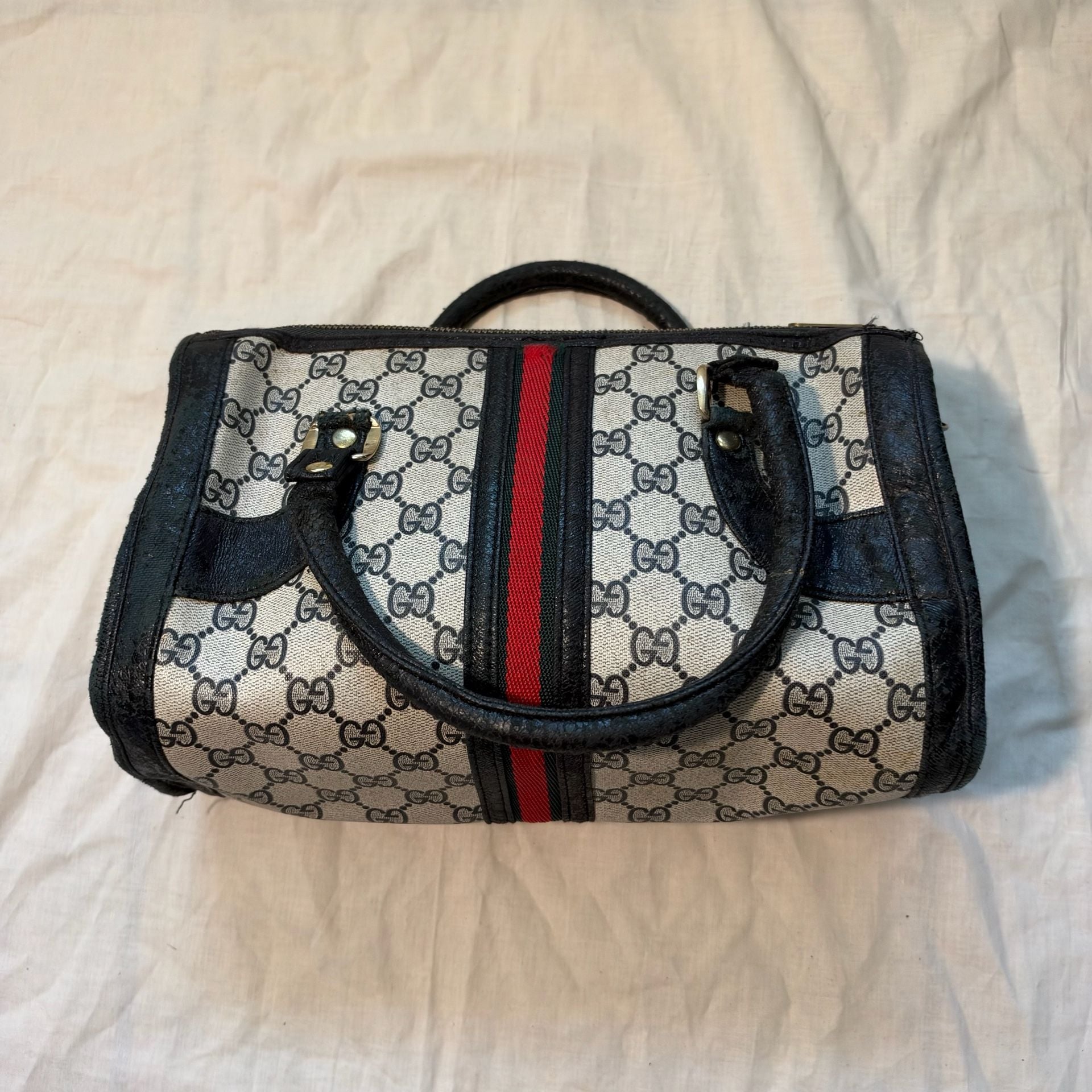 Vintage Gucci GG Supreme Monogram Boston Bag 3