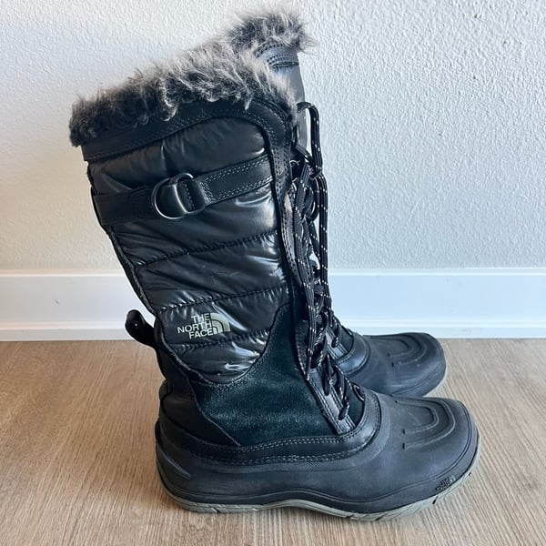 The North Face,Tall Shellista Fashion Winter Snow Boots, Black, Faux Fur, 8