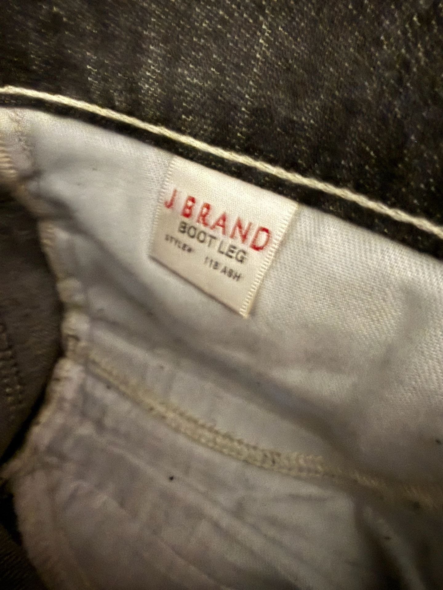NWT J Brand Boot Cut Jeans Black Denim Size 28 12