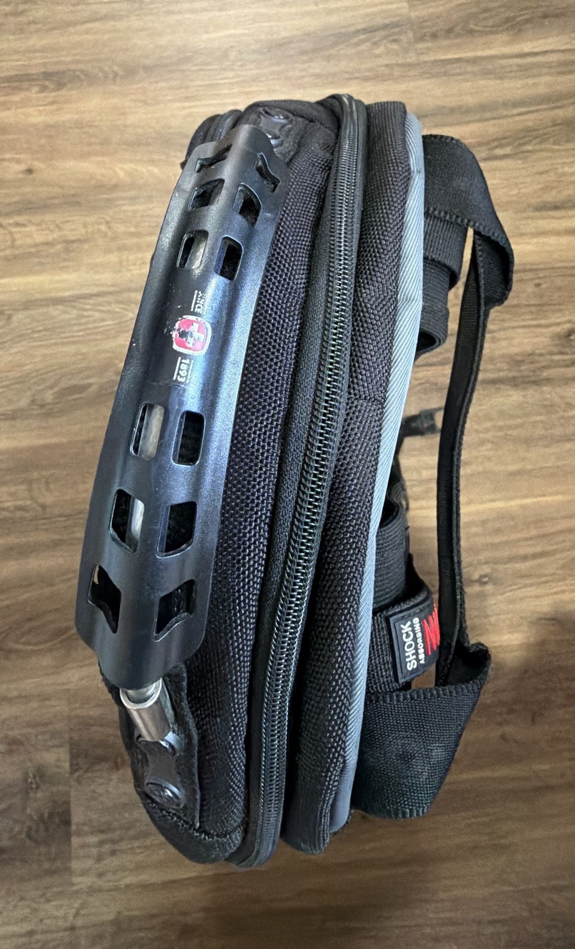 SwissGear Pegasus 17 Laptop Backpack Black Blue 5