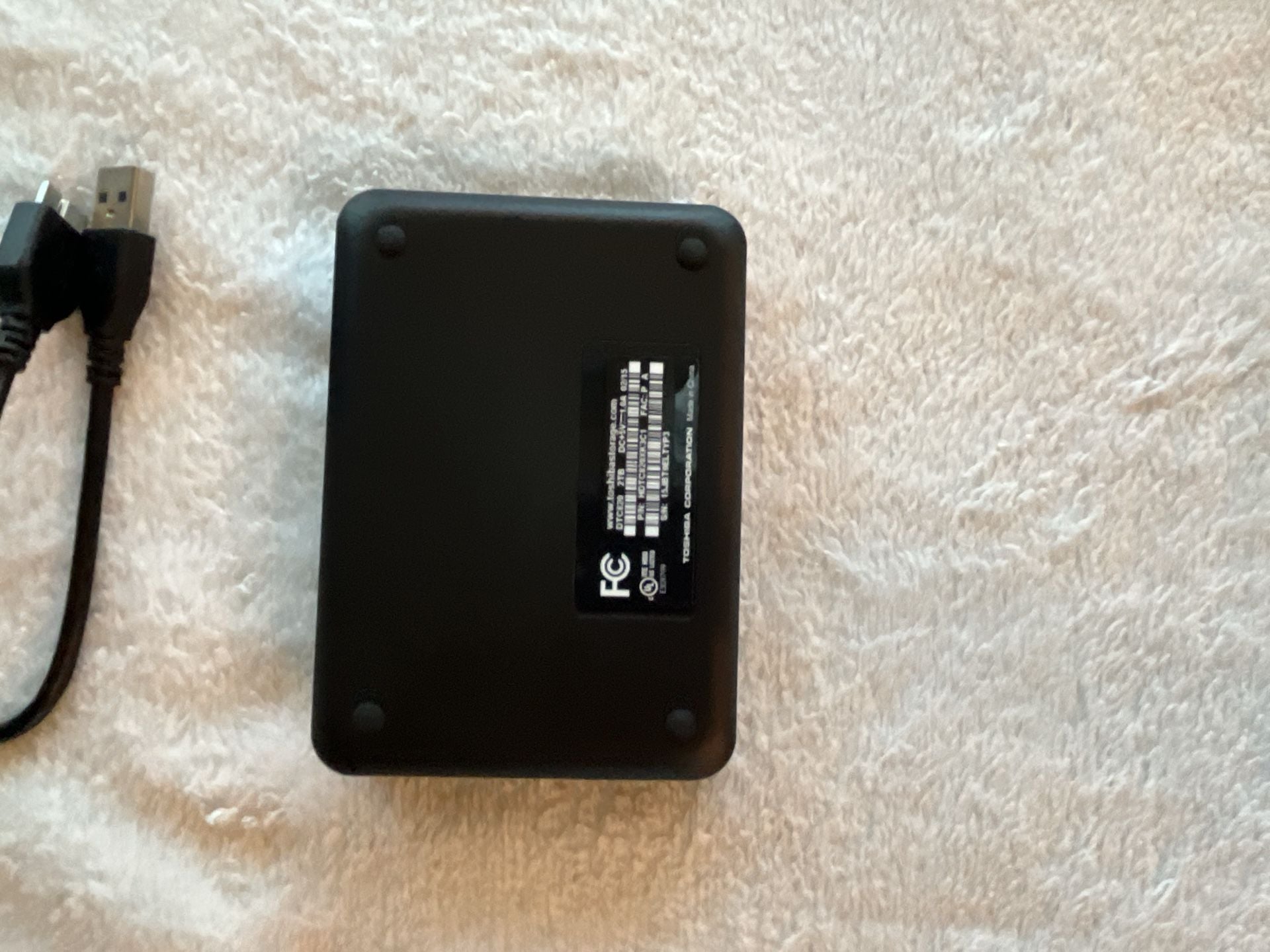 Toshiba Canvio Connect II Portable Hard Drive 2.0TB Black USB 3.0 7