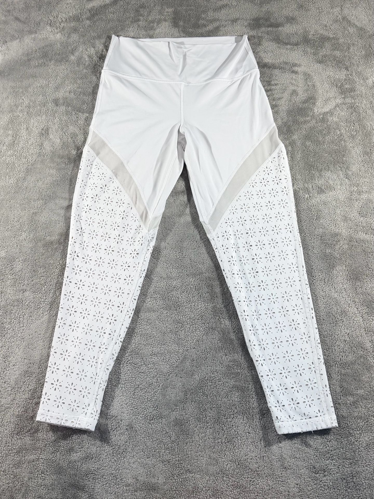 Aerie Leggings Size L White Perforated Laser Cut Flower Yoga Active 2