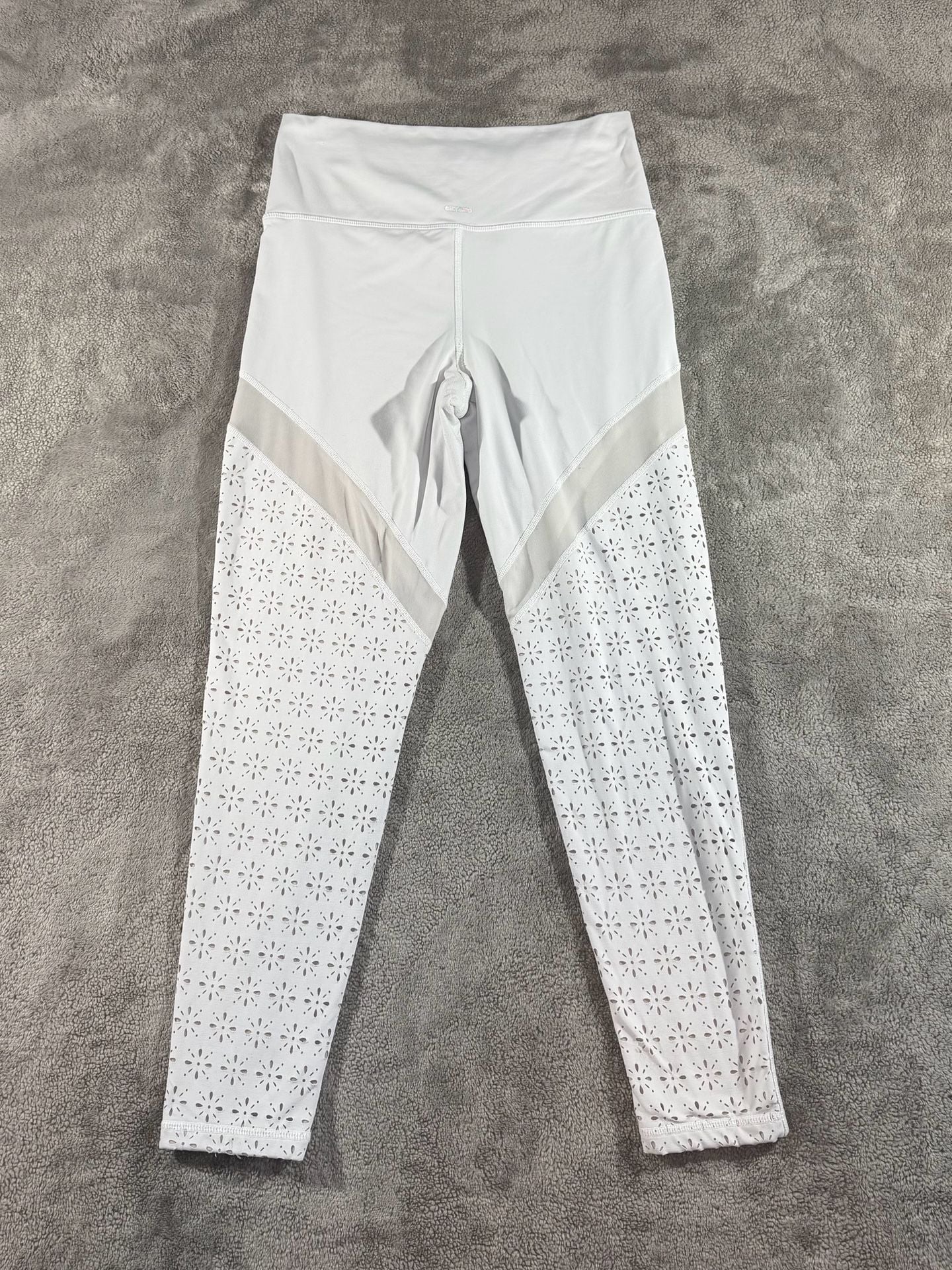 Aerie Leggings Size L White Perforated Laser Cut Flower Yoga Active 4