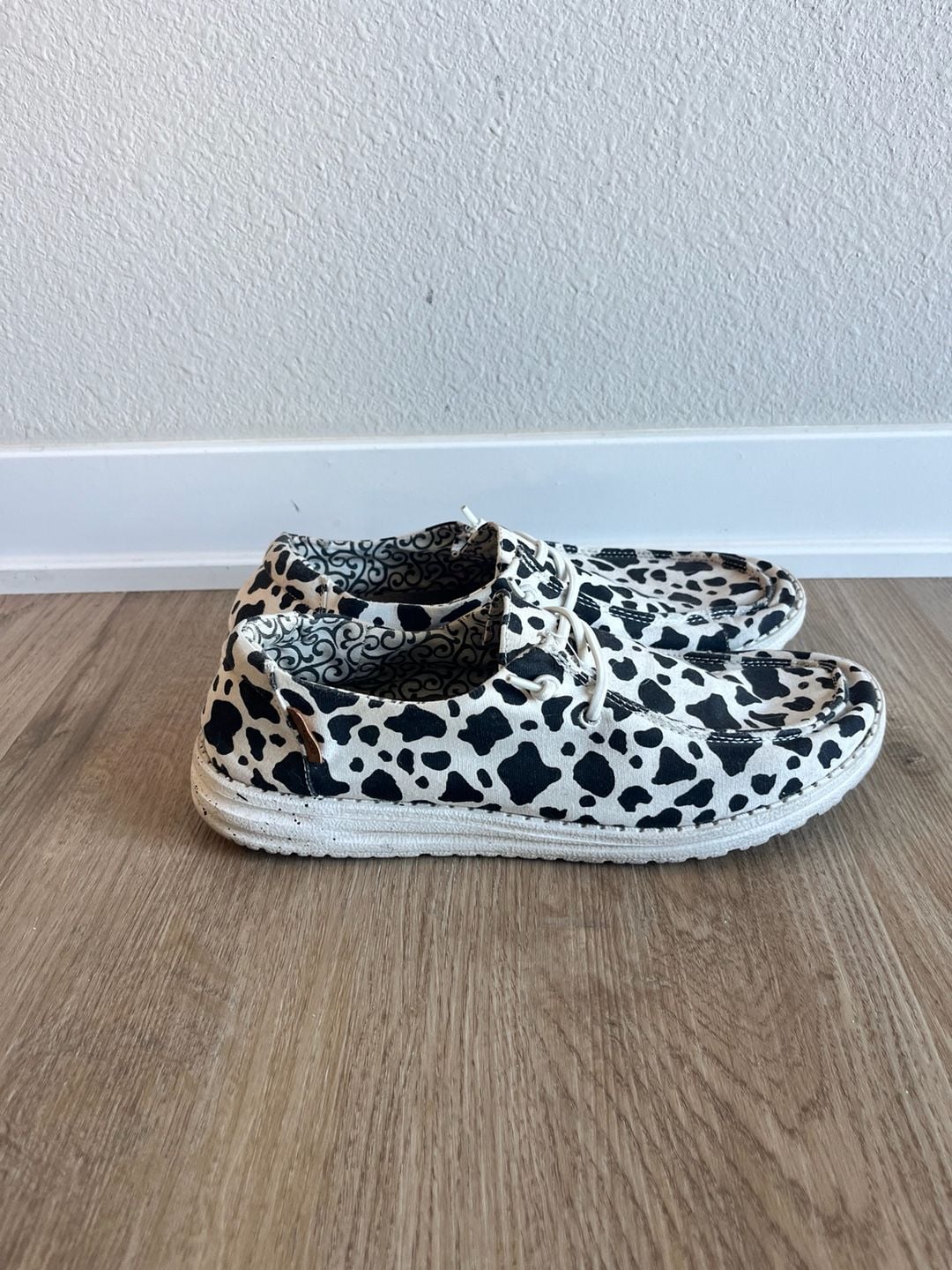 Hey Dude, Wendy Milky Way Cow Print, Womans Slip Ons, Black/White, 11 2