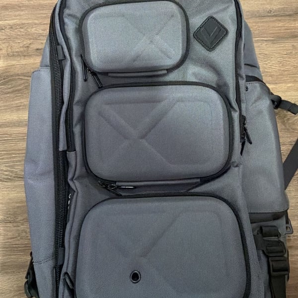 Veria Savvy Modular Travel Backpack Grey Anti-Theft TSA Lock