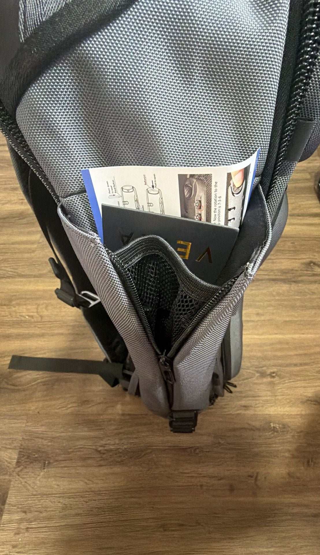 Veria Savvy Modular Travel Backpack Grey Anti-Theft TSA Lock 5