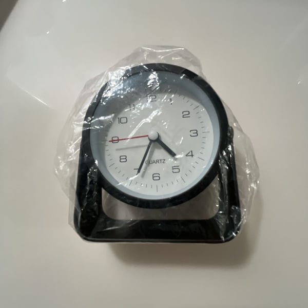 Unbranded Round Analog Quartz Alarm Clock Black New