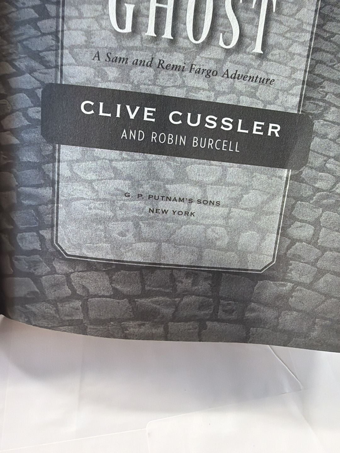 Clive Cussler The Gray Ghost Hardcover Book 8