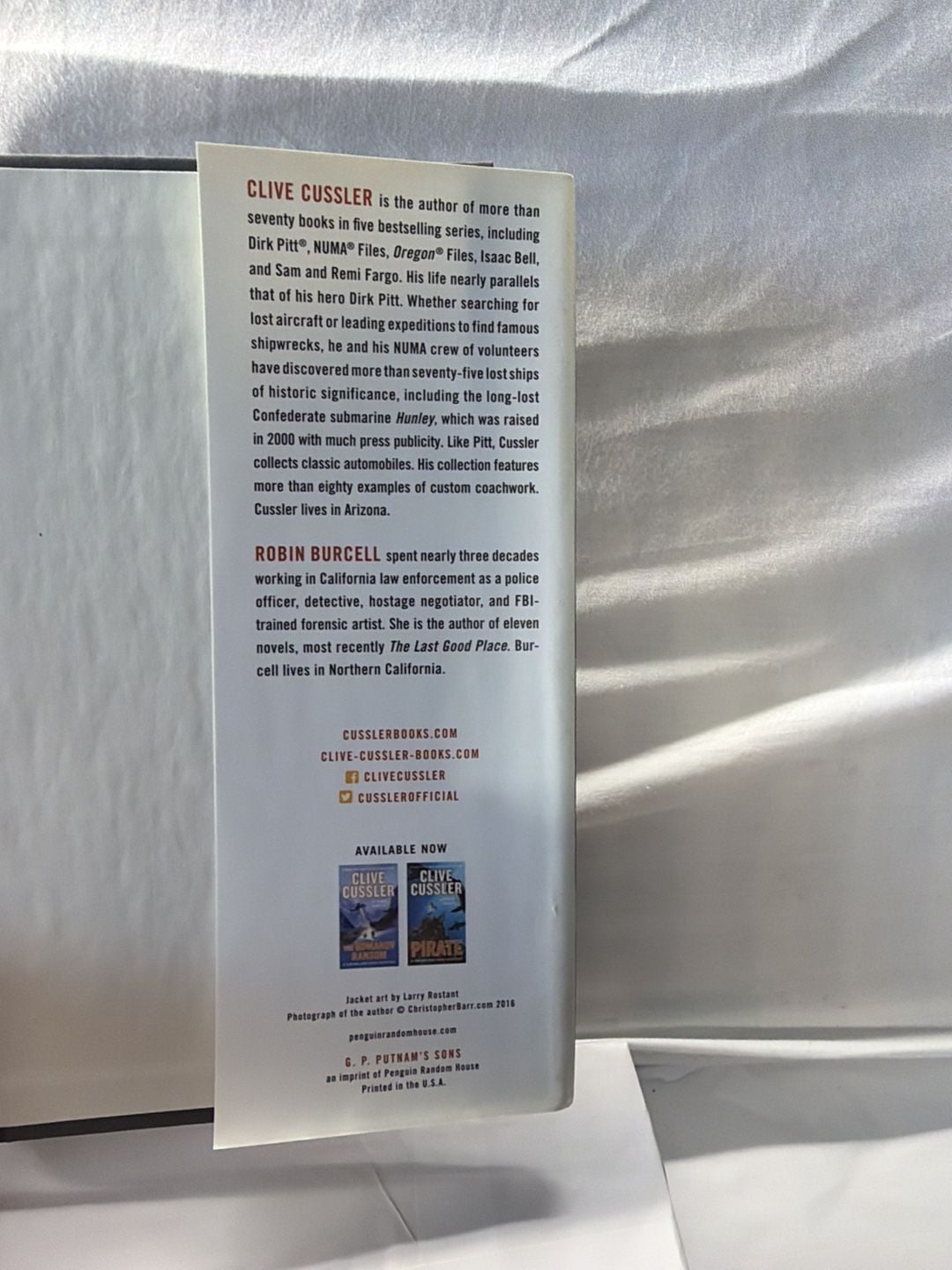 Clive Cussler The Gray Ghost Hardcover Book 12