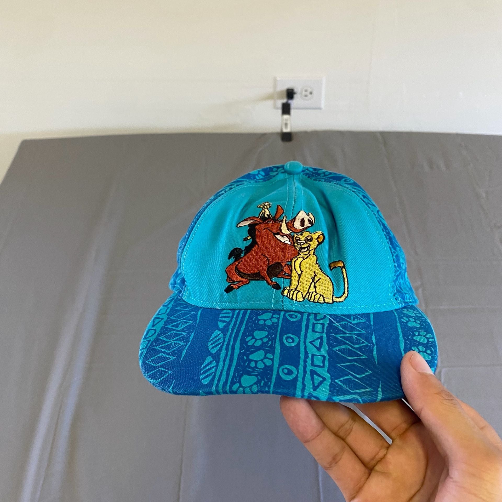 Goofy's Hat Co. The Lion King Simba Timon Pumbaa Youth Snapback Hat 1