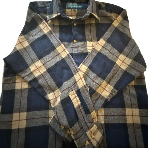Claybrooke Outdoors Plaid Flannel Shirt Size L Blue Long Sleeve
