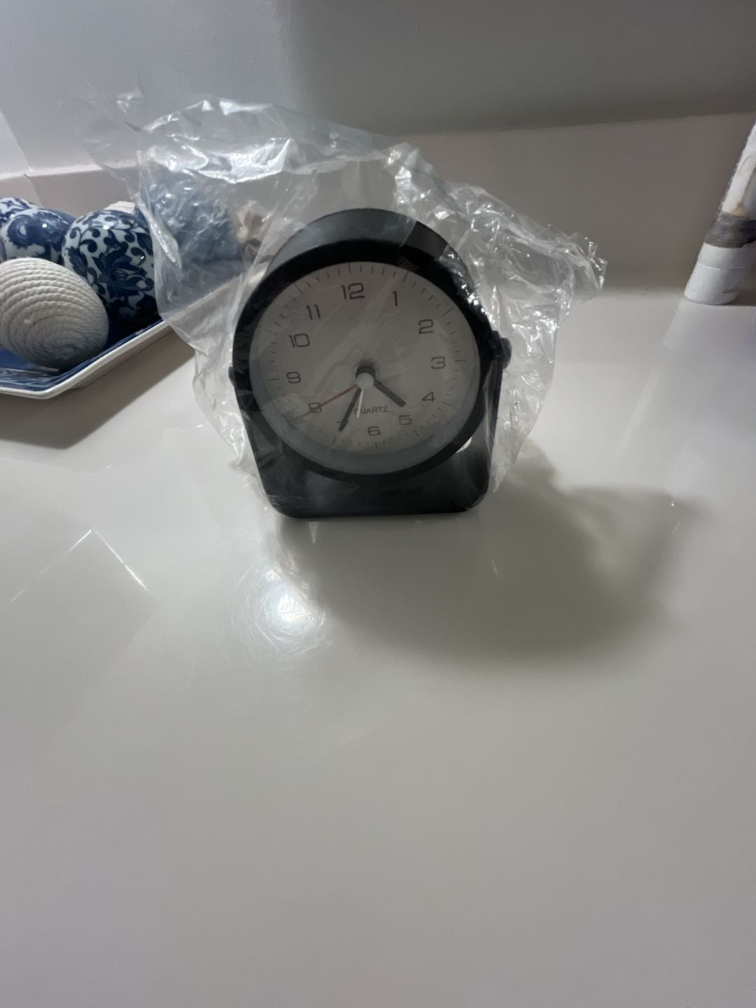 Unbranded Round Analog Quartz Alarm Clock Black New 3