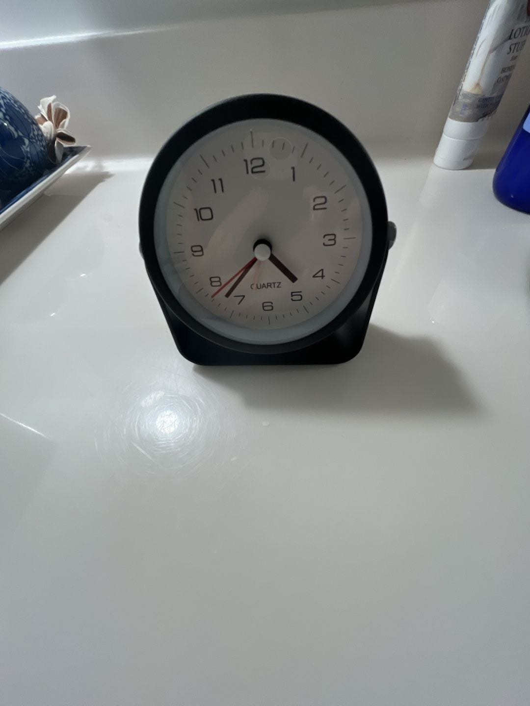 Unbranded Round Analog Quartz Alarm Clock Black New 12