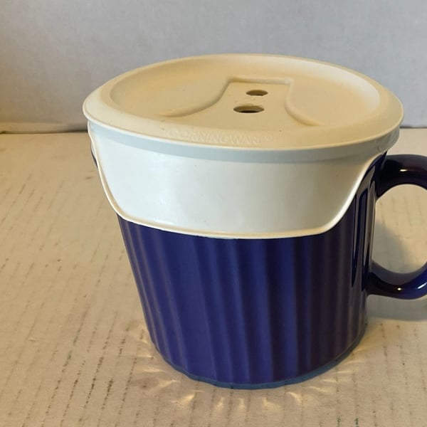 Corningware Pop-Ins Meal Mug Size 20 oz Blue Stoneware Vented Lid