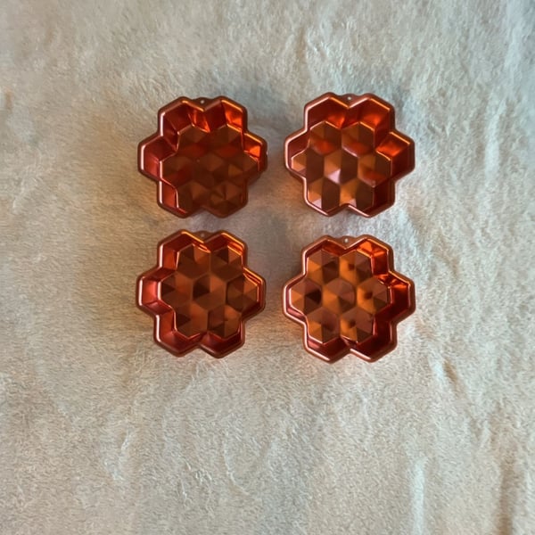 Copper Tone Geometric Star Honeycomb Mini Cake Pans Set of 4