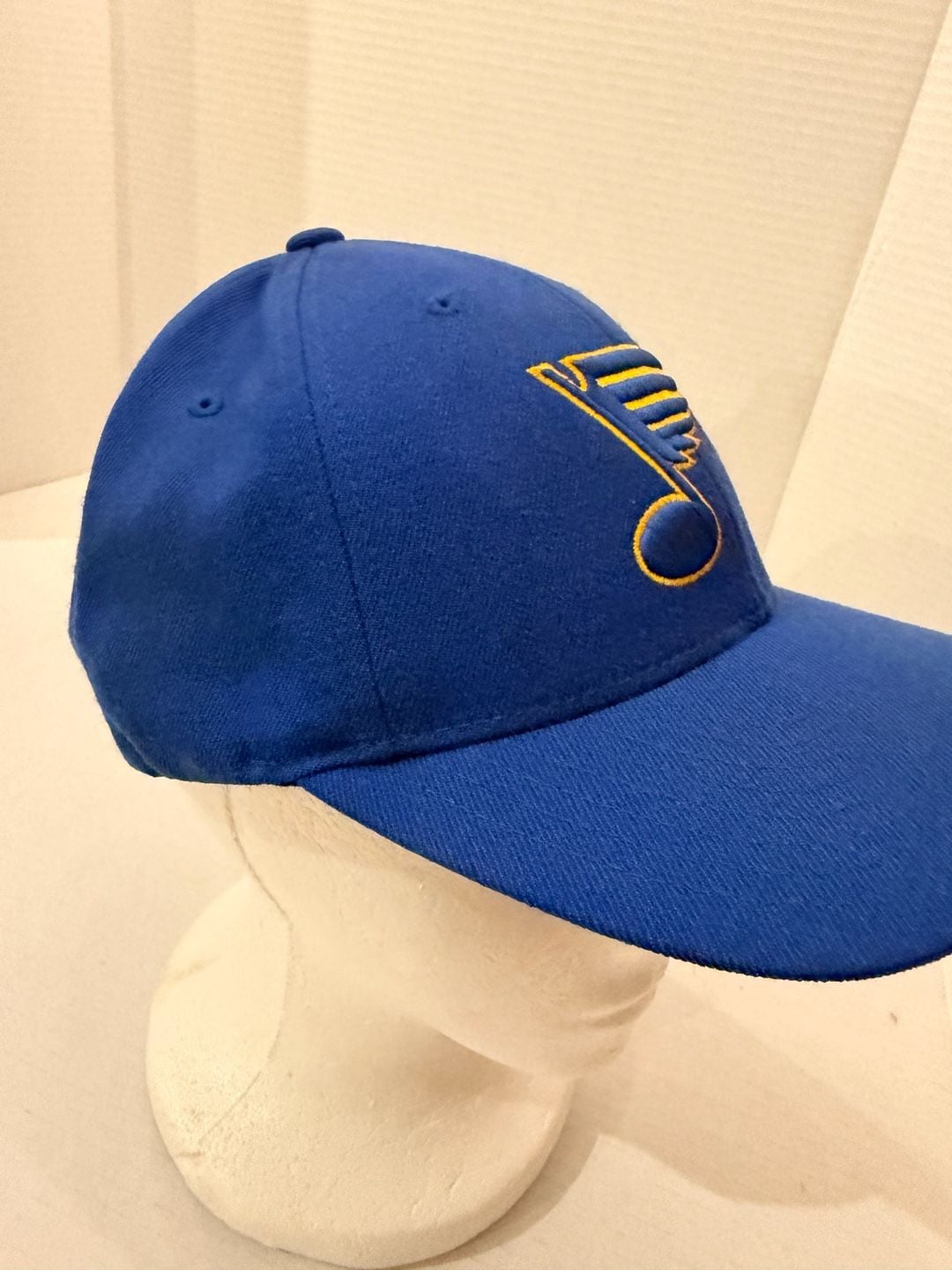 Mitchell & Ness St. Louis Blues Snapback Hat Blue Yellow 3