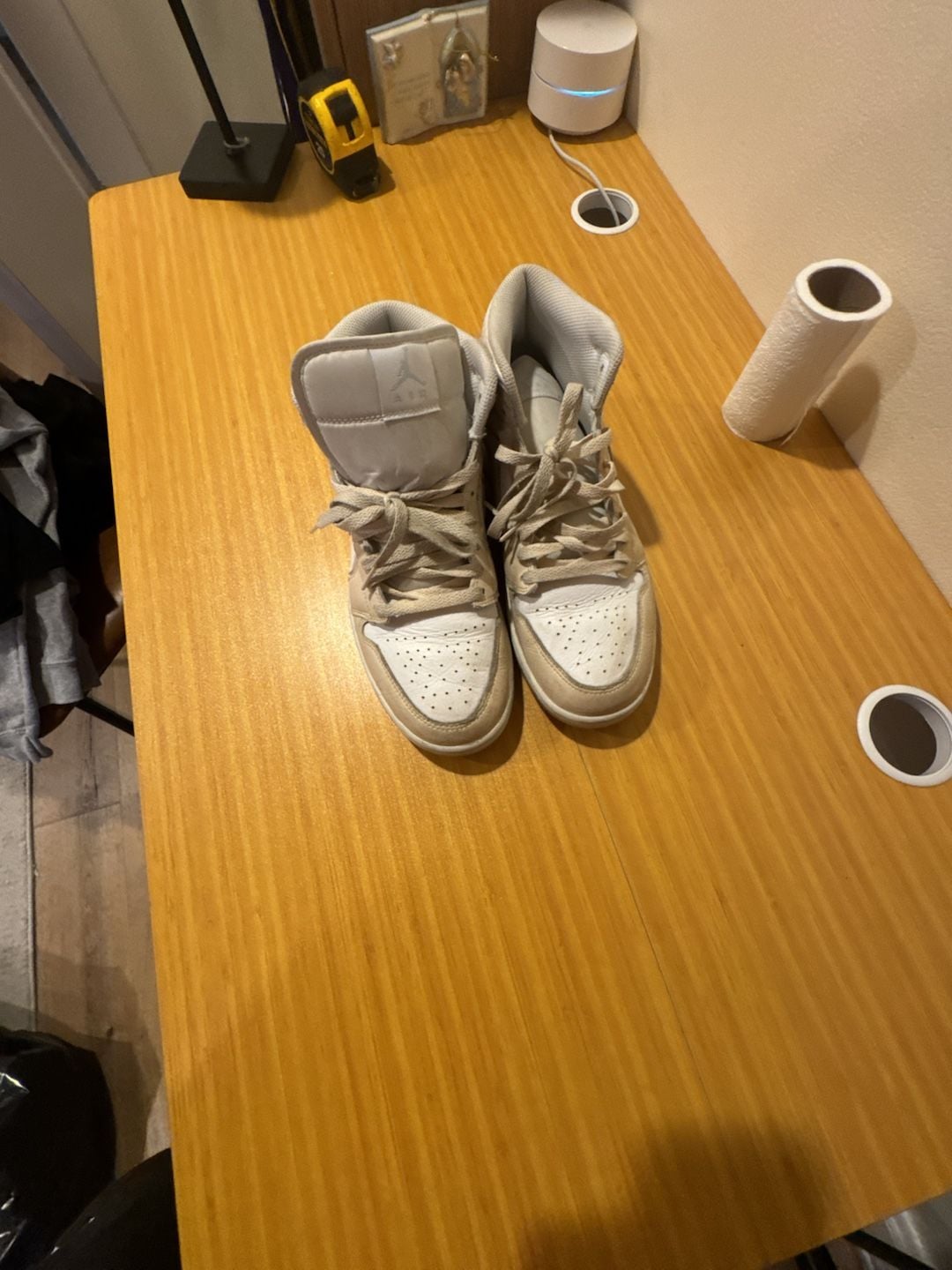 Jordan Air Jordan 1 Mid Size 10 White Beige 2