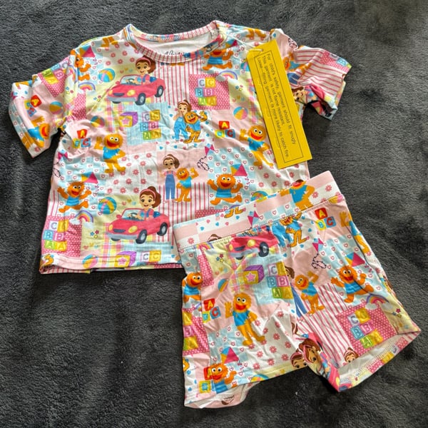 Weiwei Short Sleeve Set Size 12-18M  Ms Rachel