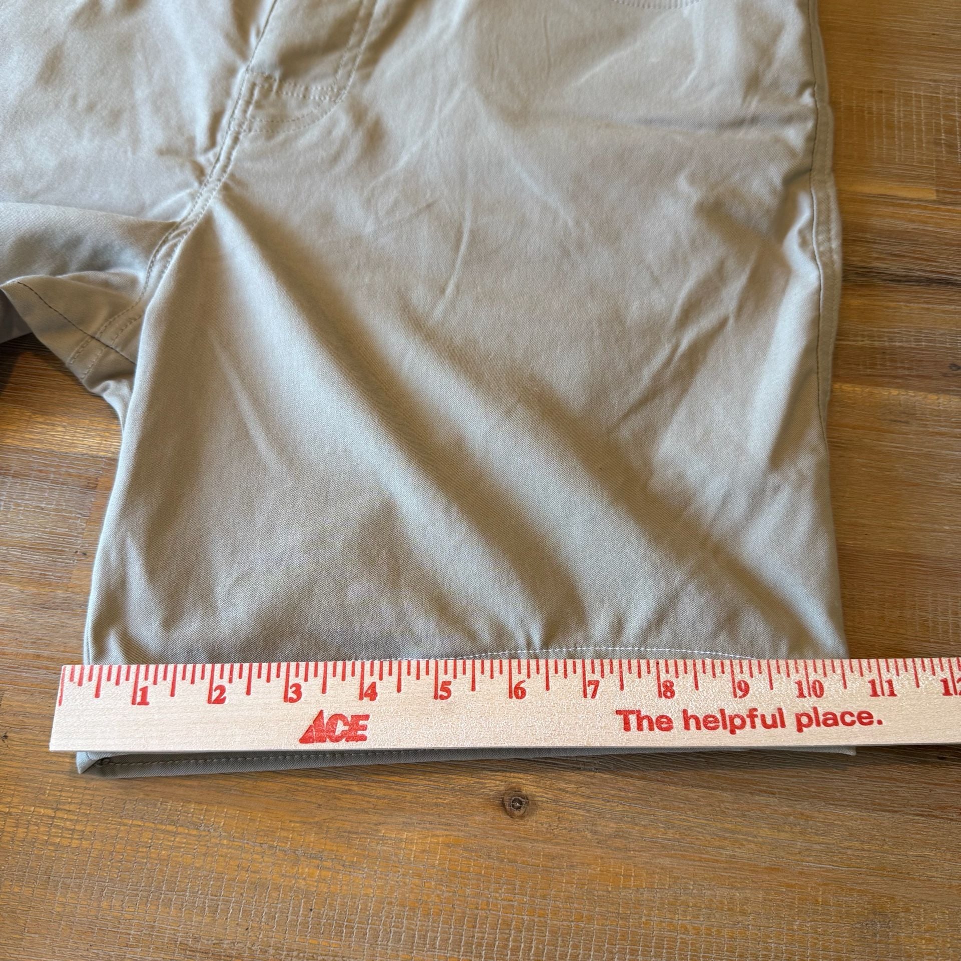 prAna Brion Shorts Men 35 Khaki Stretch Hiking Trail Adjusted Hemmed 7" Inseam 8