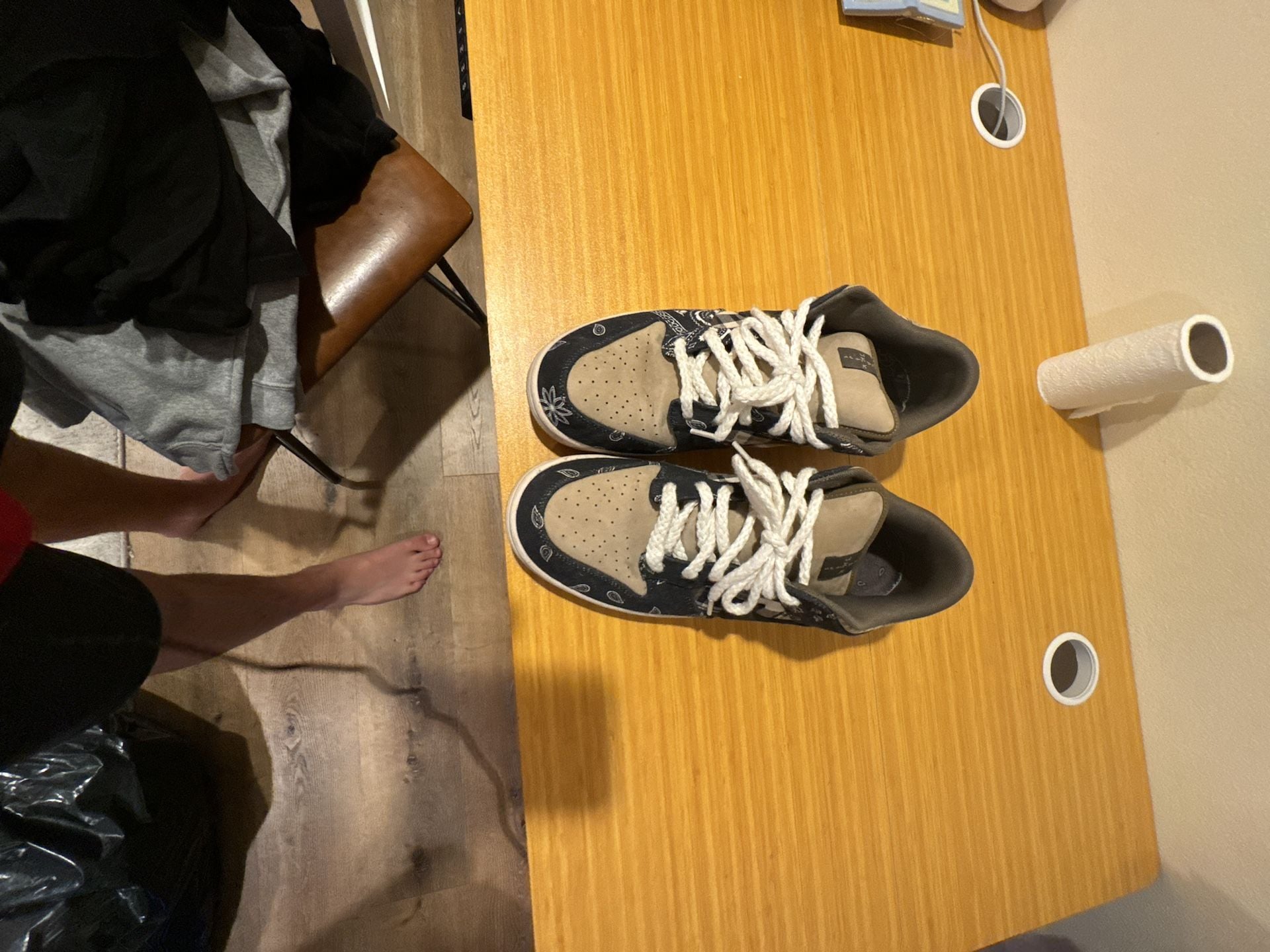 Nike SB Dunk Low Travis Scott Cactus Jack Sneakers 2