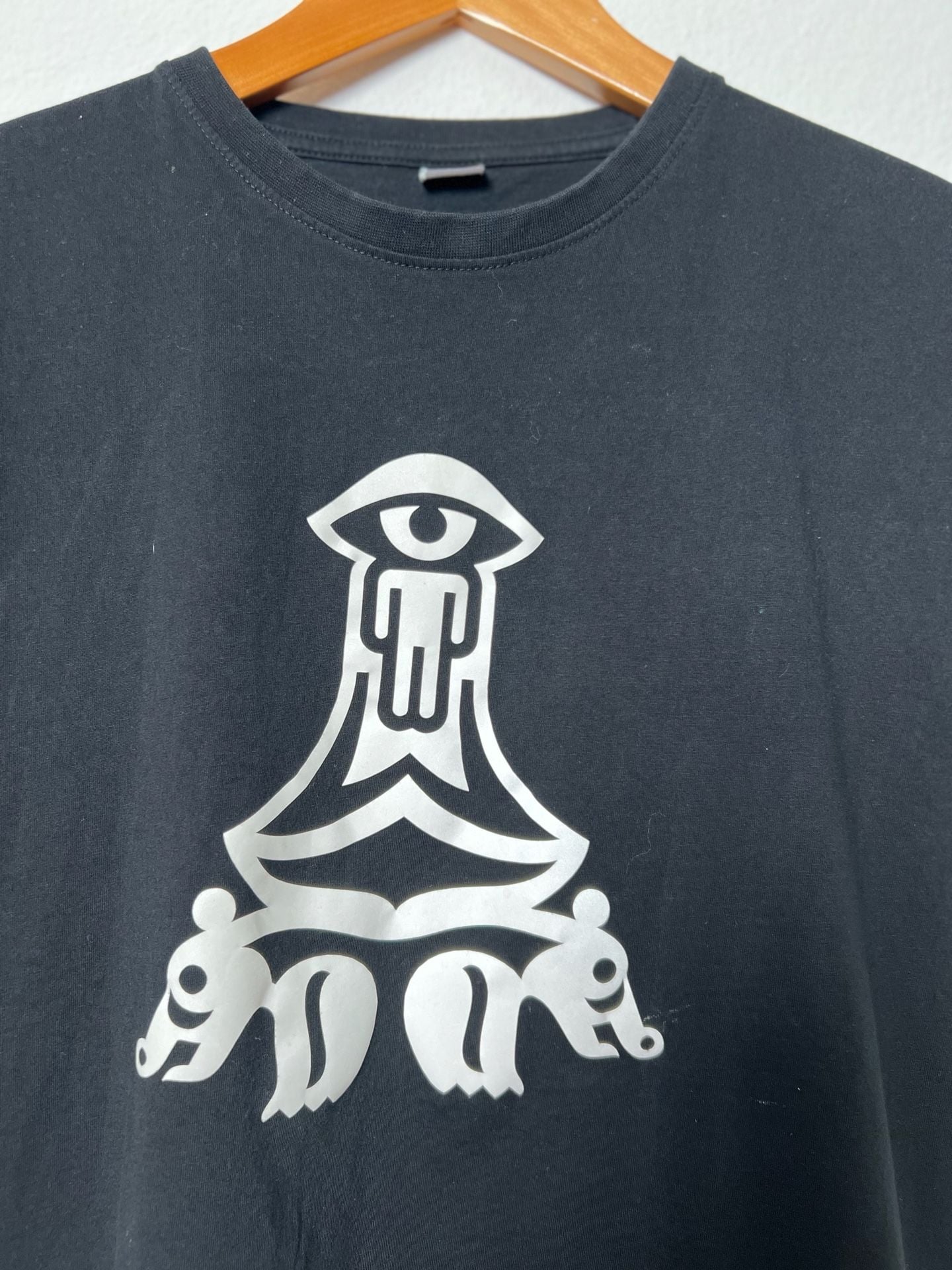 Black Graphic Eye Symbol T-Shirt Size L Streetwear Alternative Art Tee 3