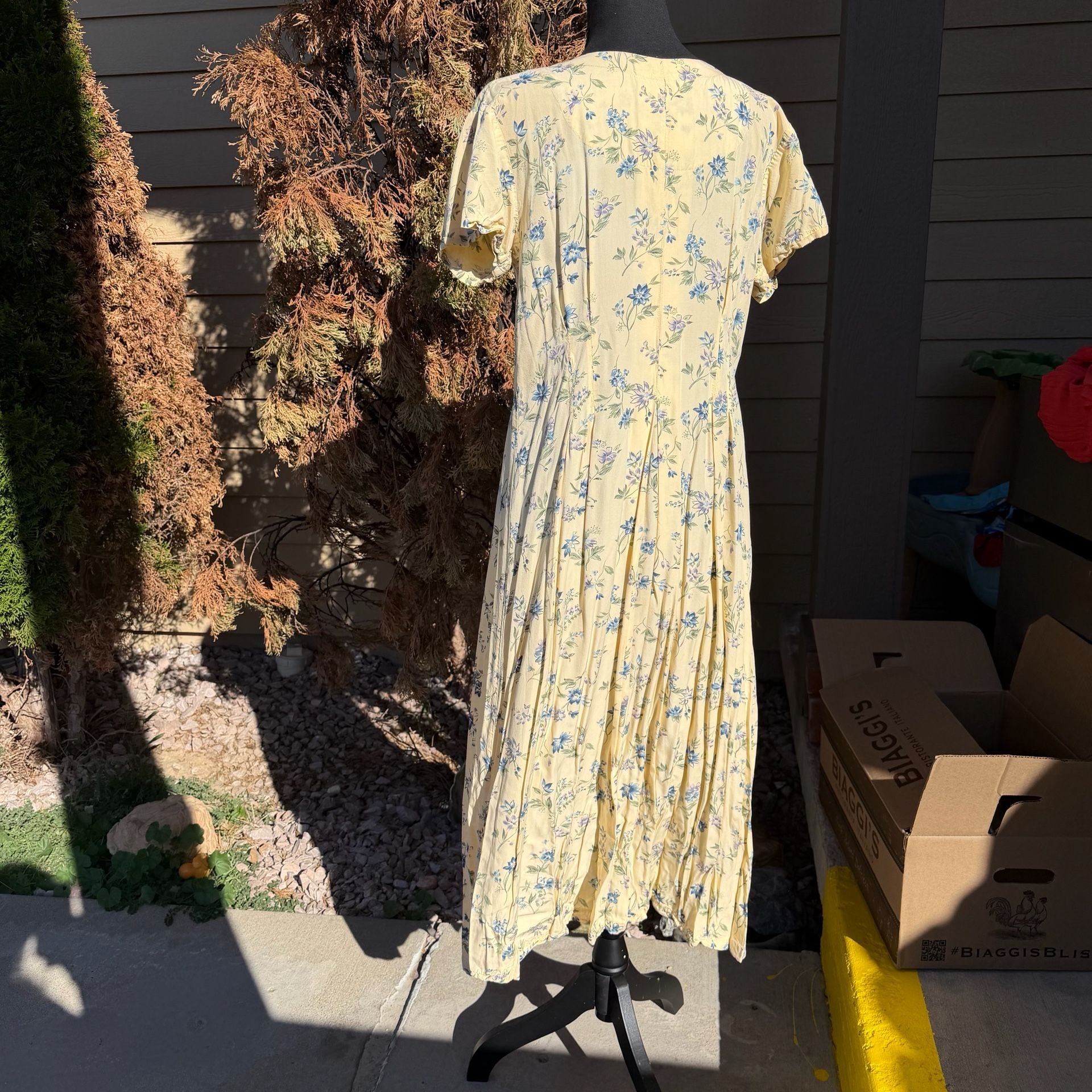 Division II Vintage Floral Maxi Dress Yellow Cottagecore 3