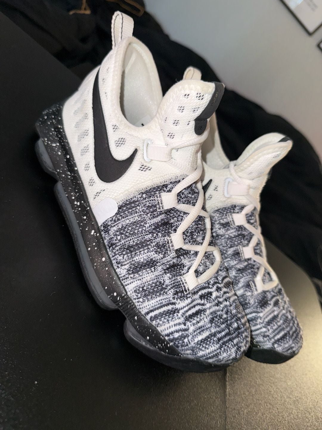 Nike Zoom KD 9 GS Oreo Size 6Y White Black Basketball Shoes 2