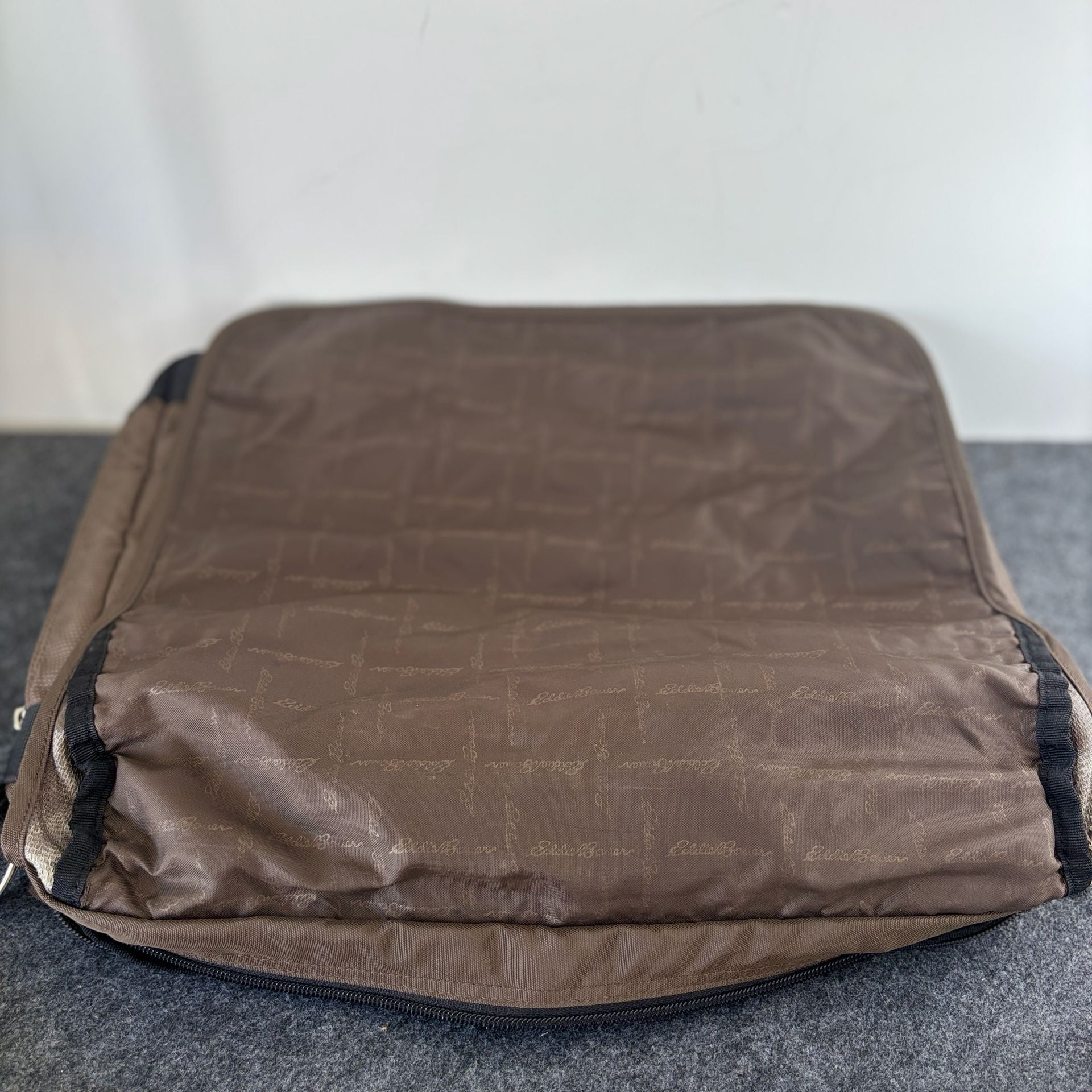 Eddie Bauer Brown Messenger Bag Laptop Computer Case 7