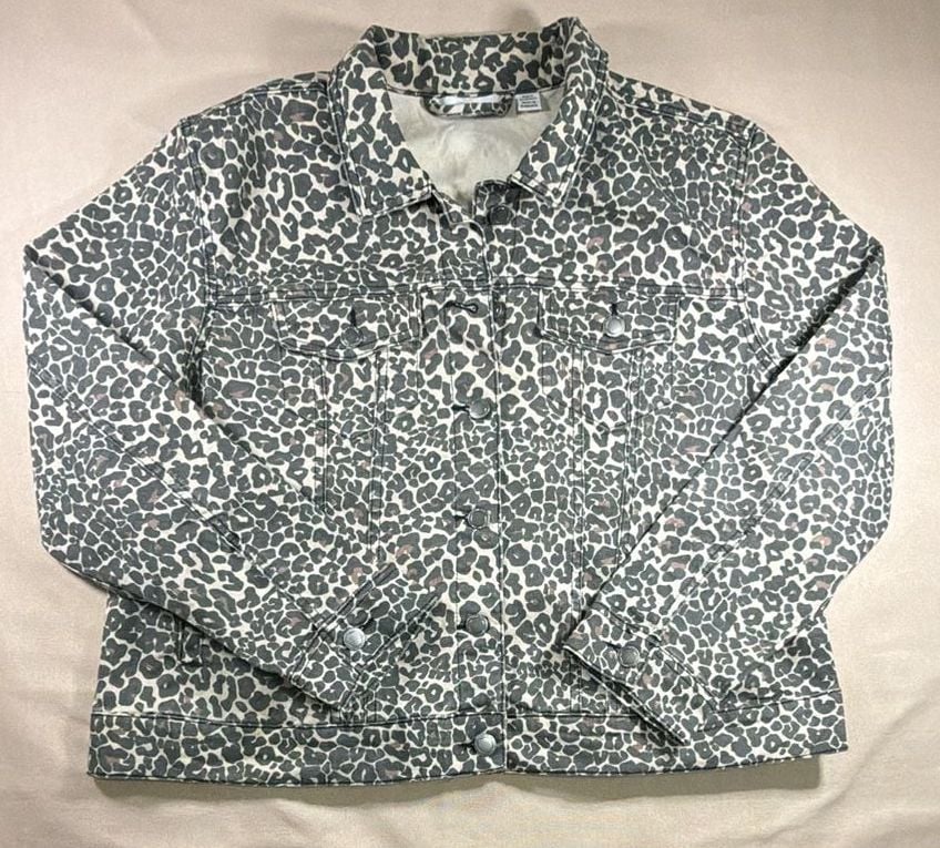 Serra Leopard Print Denim Jacket Gray Animal Pattern 2