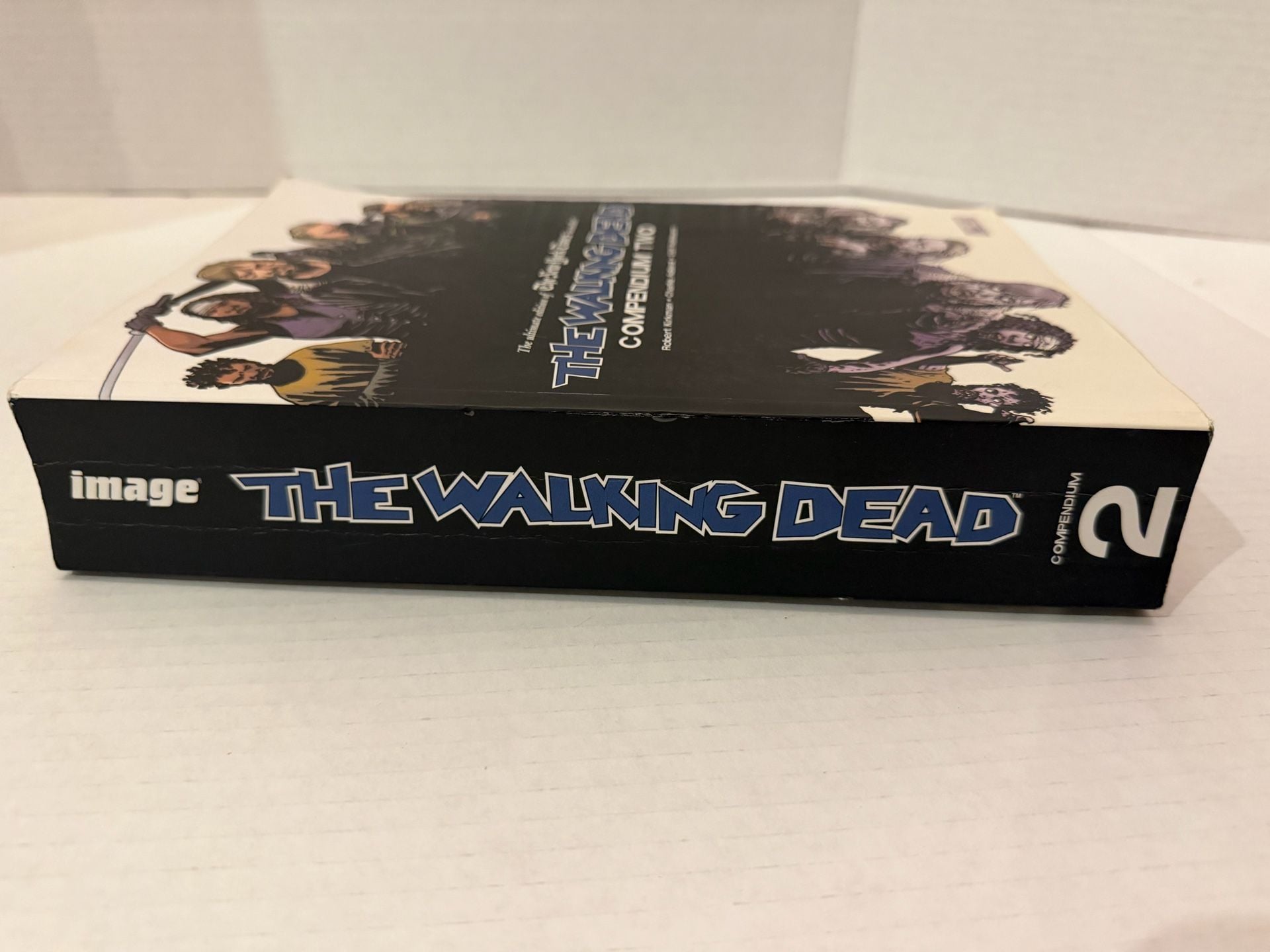 Image Comics The Walking Dead Compendium Two Paperback Robert Kirkman 2
