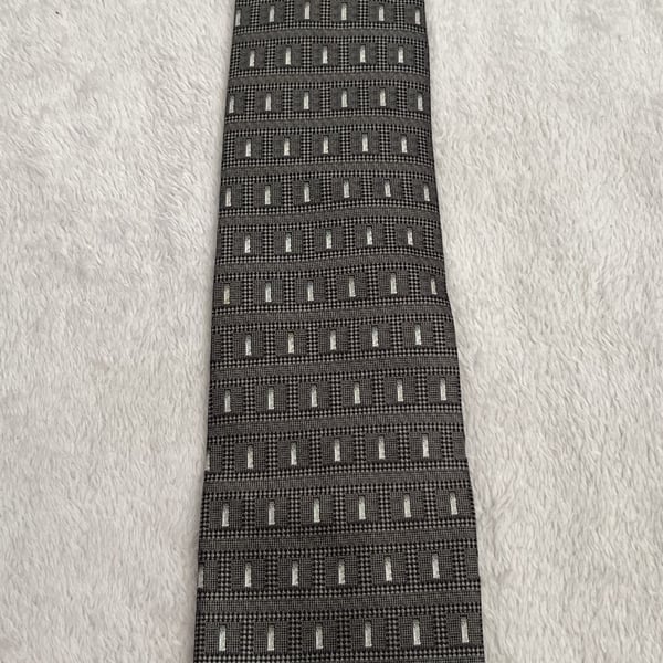 Bergamo New York Silk Neck Tie Grey Geometric Pattern Hand Made